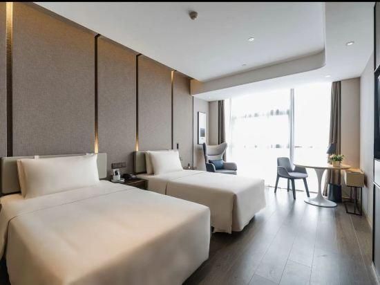 Jimu Family Twin Room