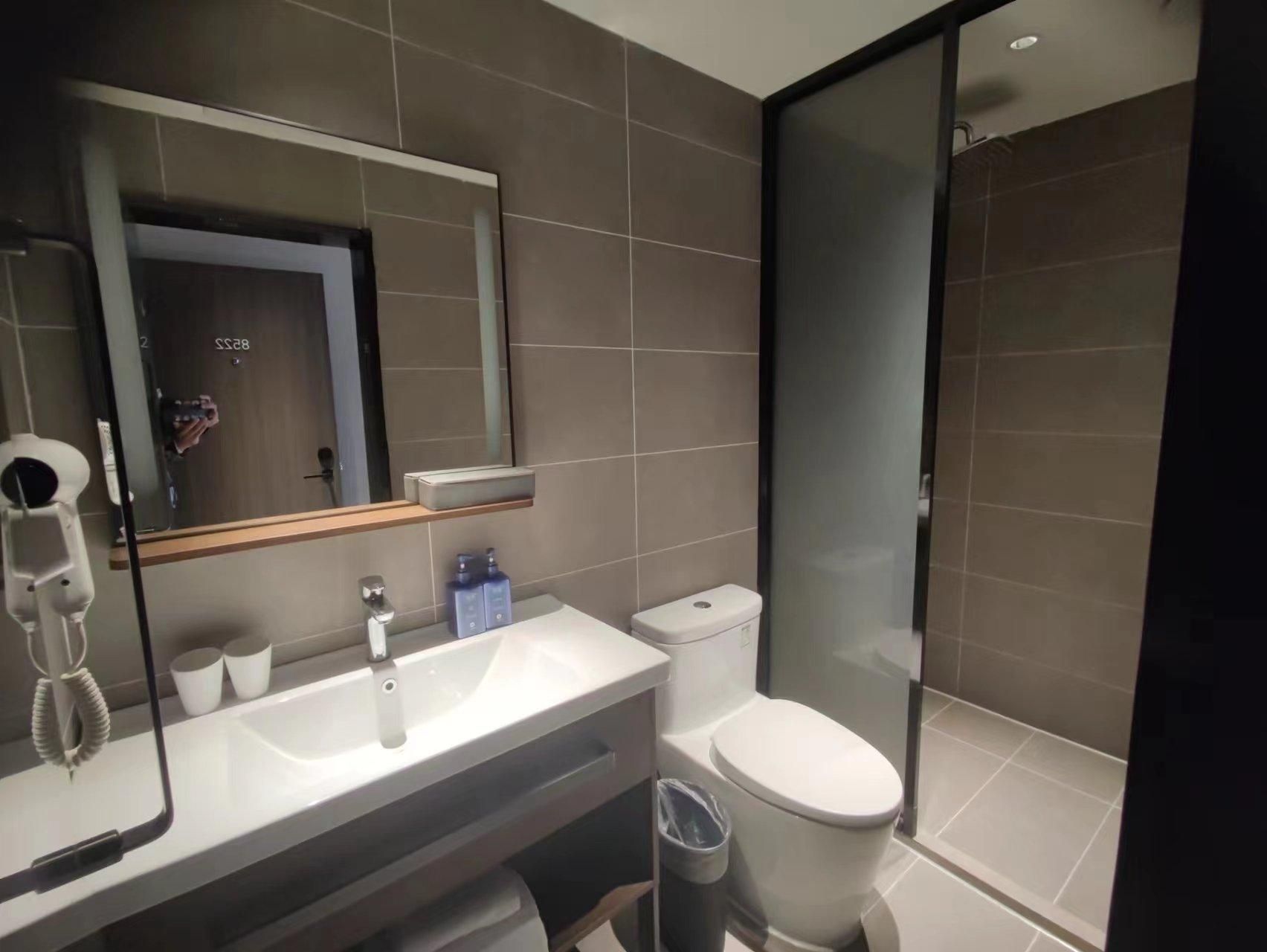 Huazhu - Single Bed Room