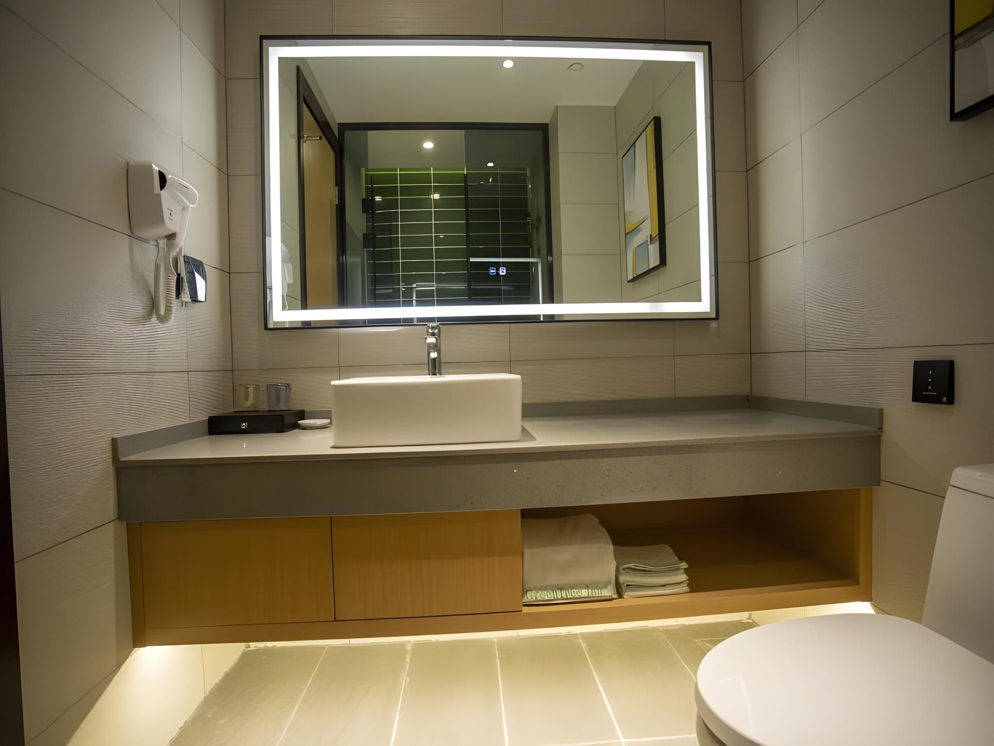 2 Bed Twin Superior Room