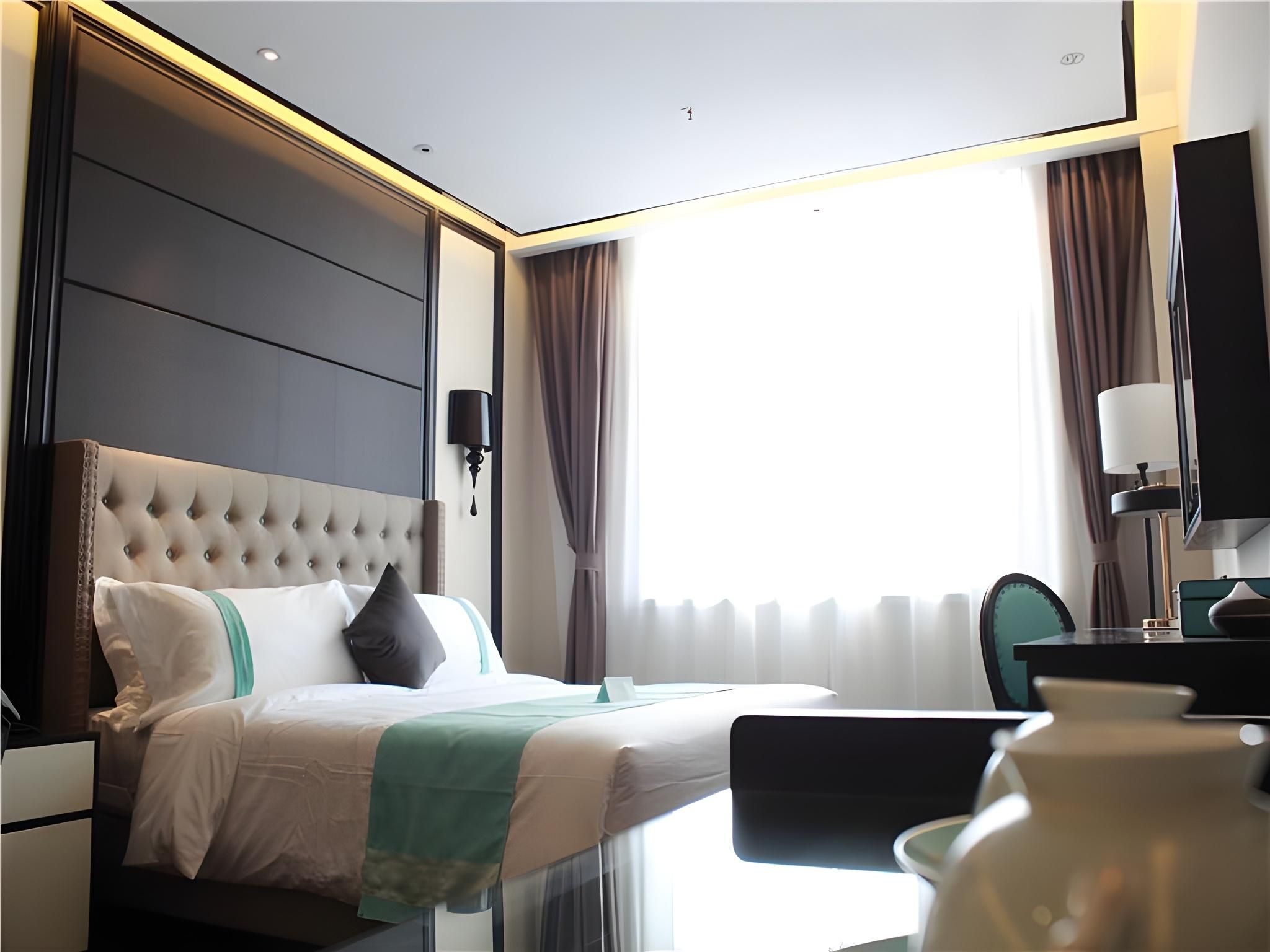 Xana - Deluxe Bed Room