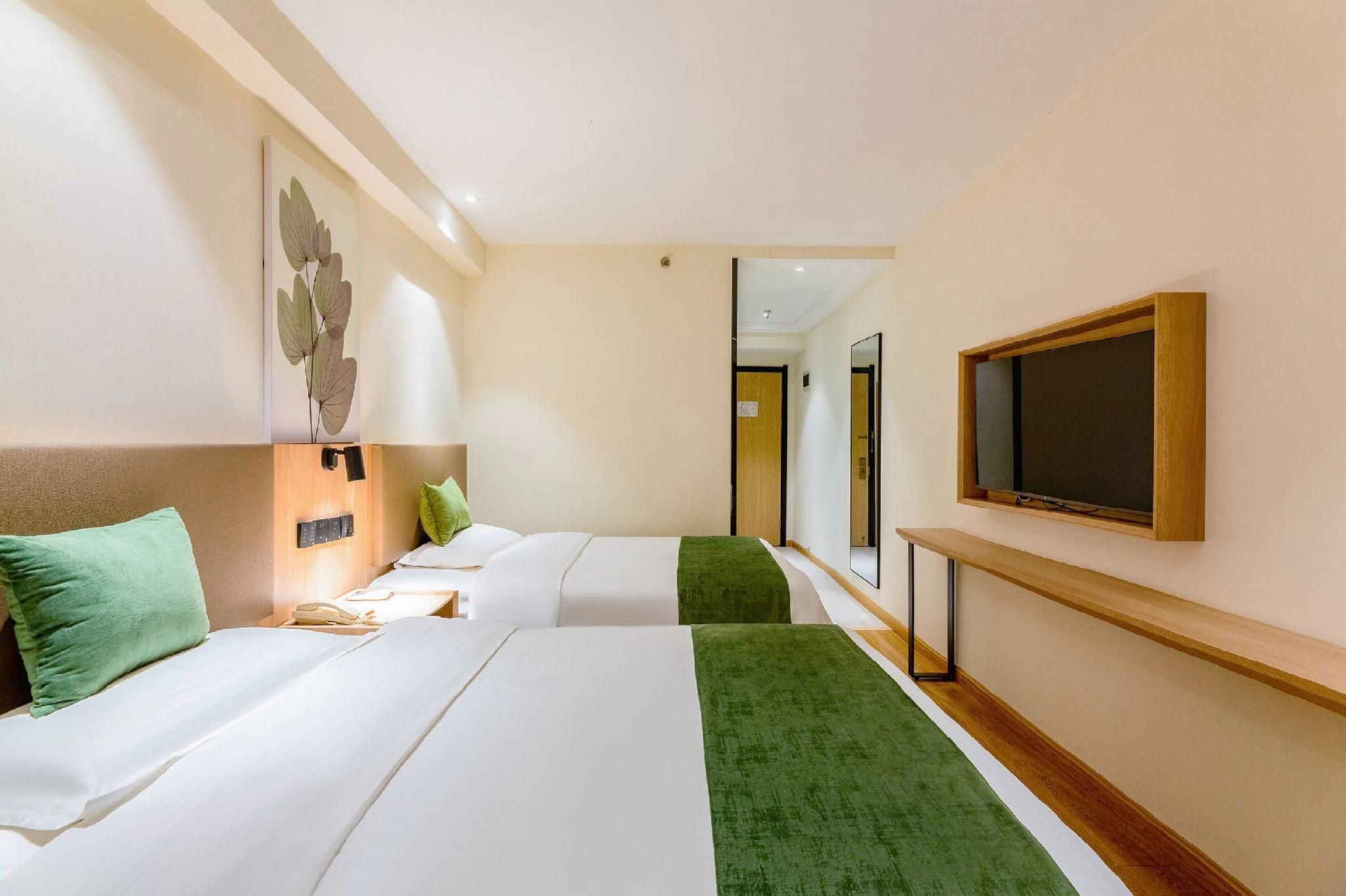 2 Bed Twin Superior Room