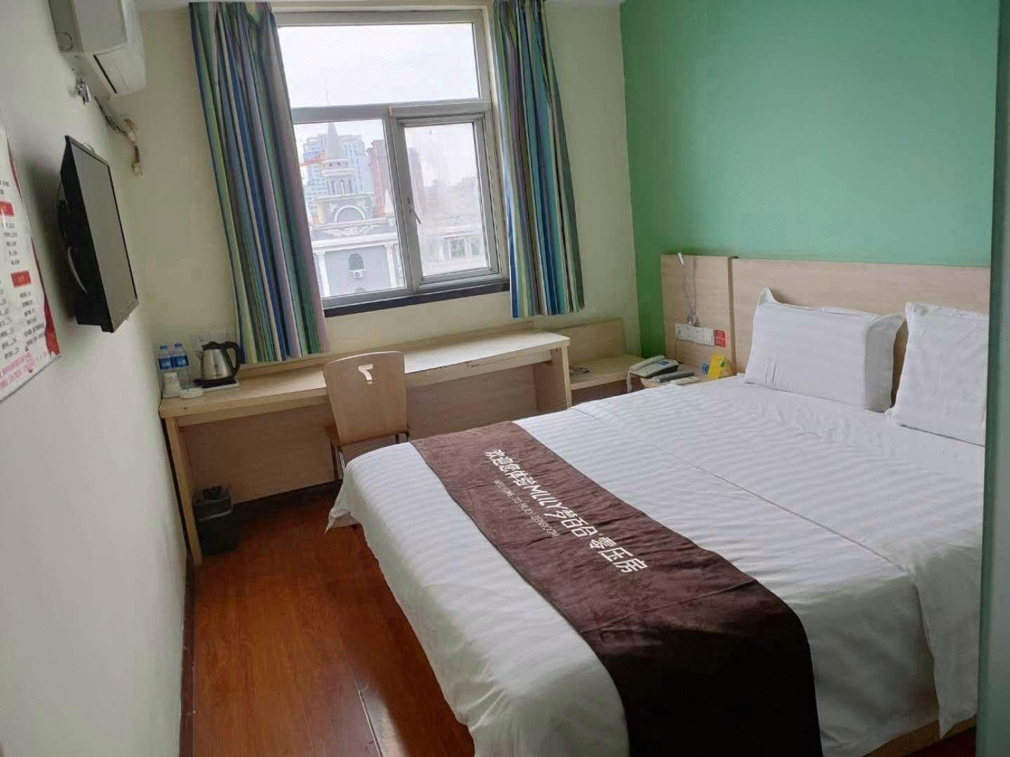 WH - Traditional Bed Room