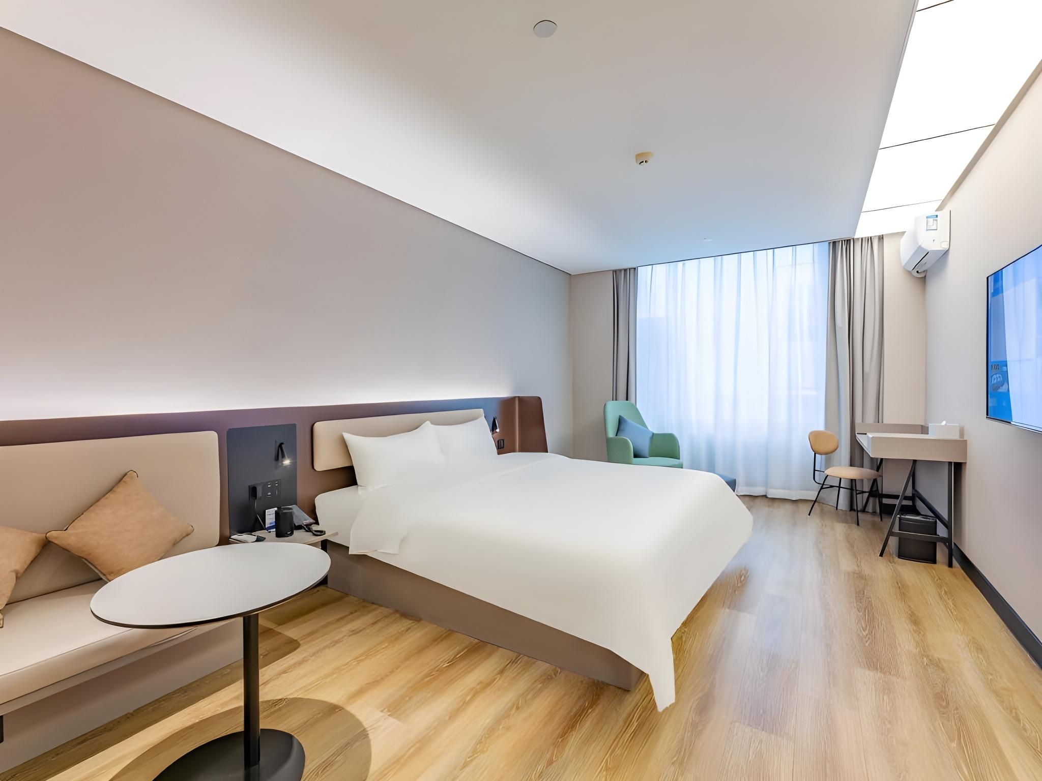 Huazhu - Business Bed Room