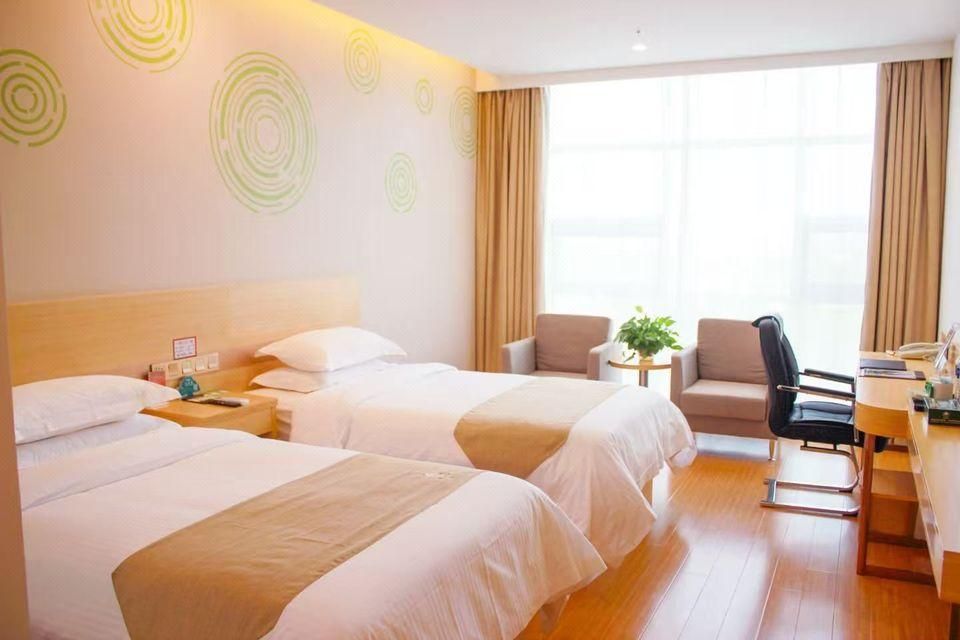 2 Bed Twin Superior Room