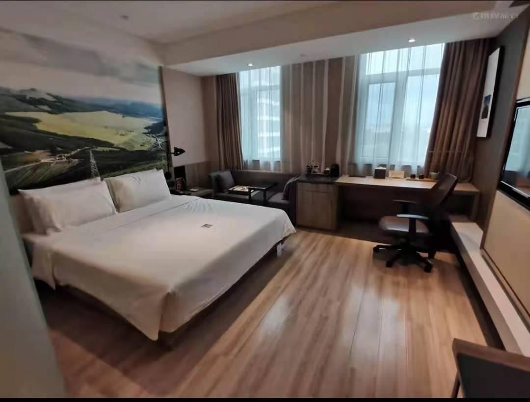 Executive room, Guest room, 1 Queen