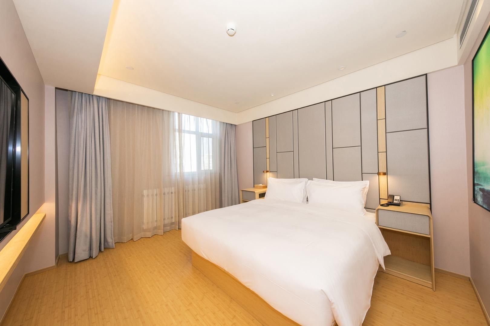 Huazhu - Suite