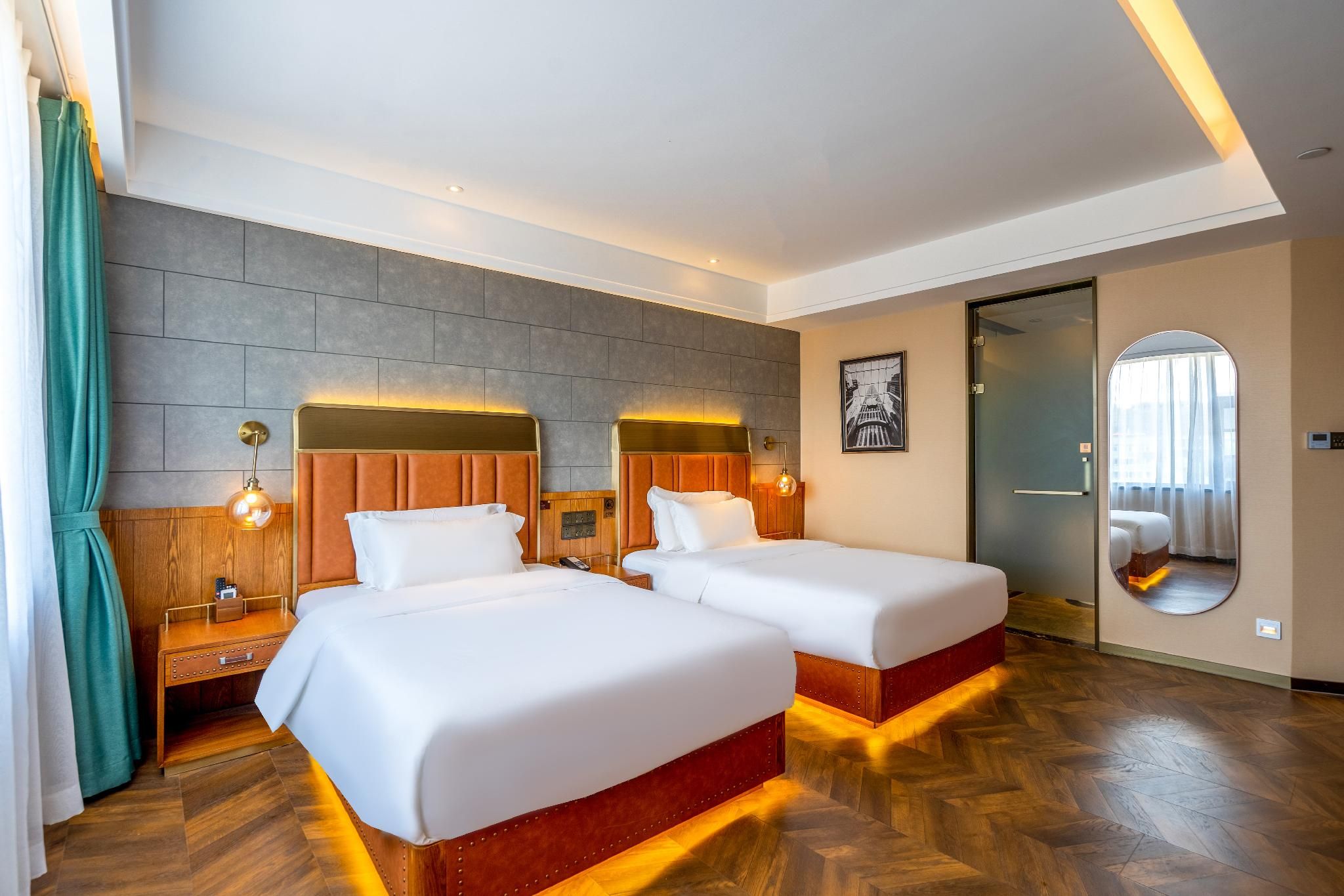 Starway Hotel Zhangjiakou Railway Station Huazhu - Twin Room A