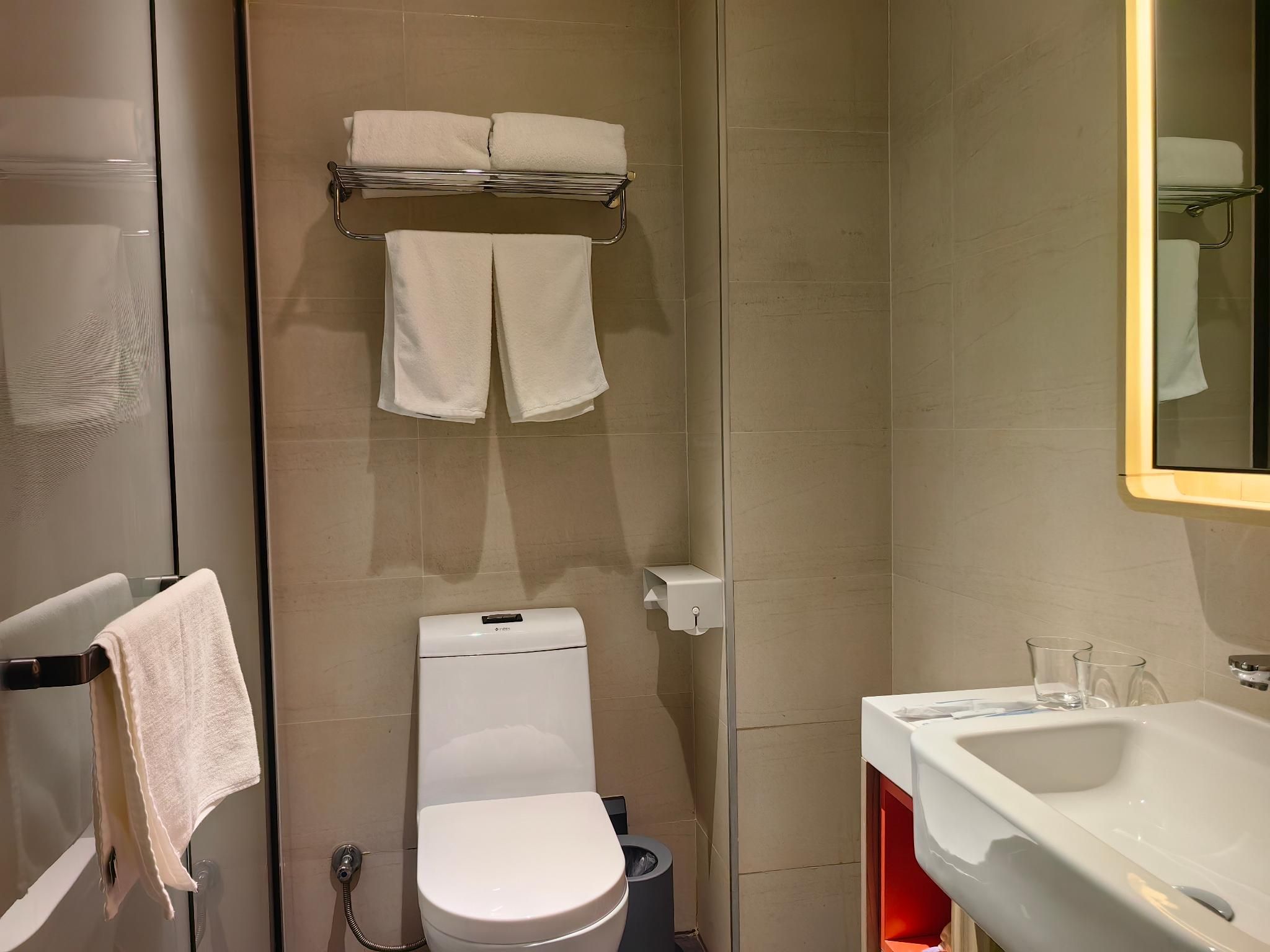 Huazhu - Twin Room A