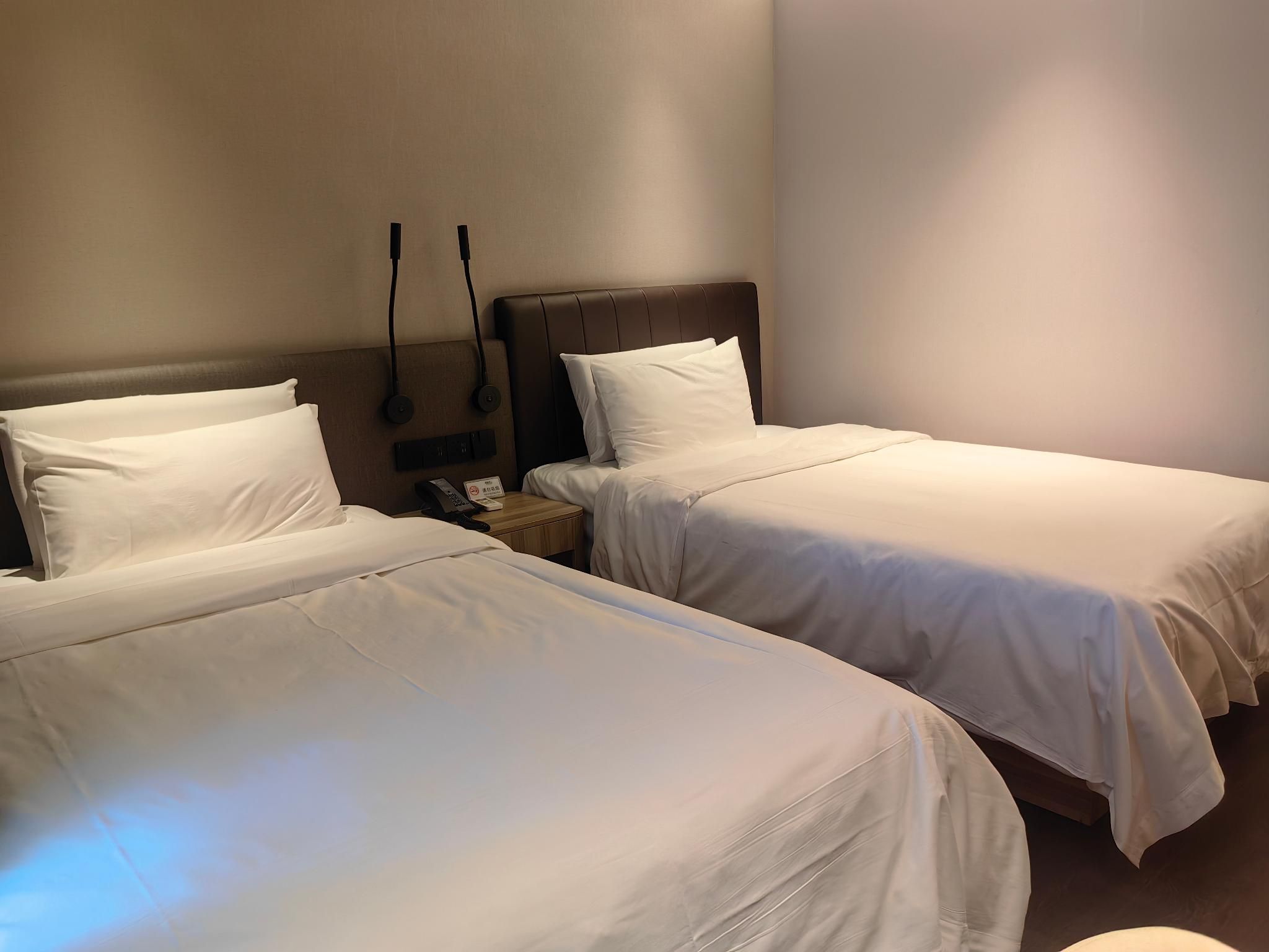 Huazhu - Twin Room A