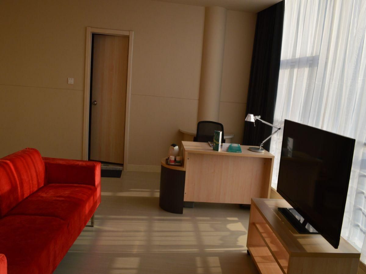Business Suite A