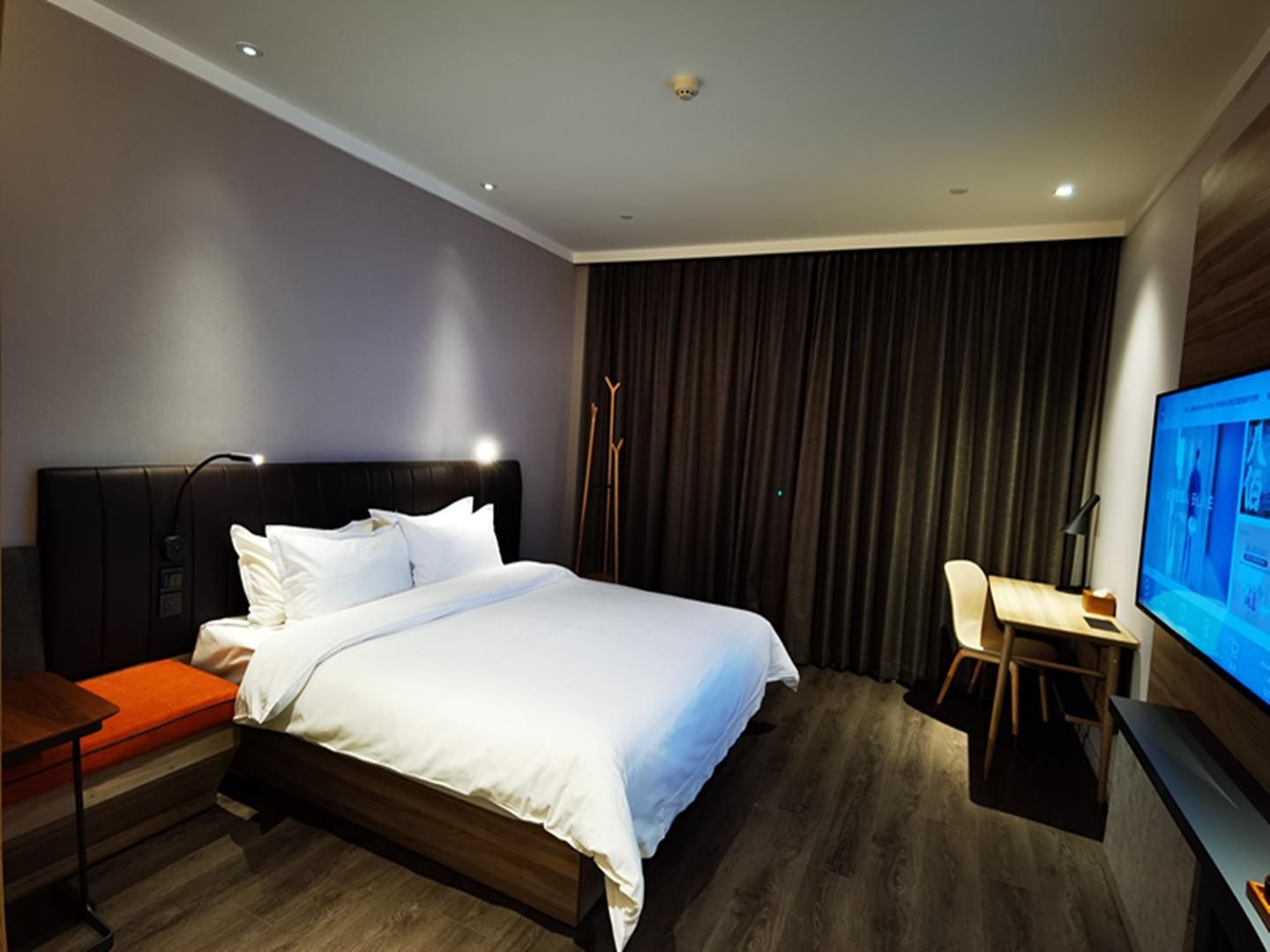Huazhu - Superior BedRoom