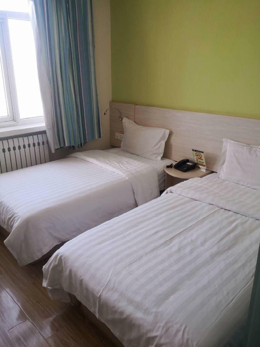 Select Twin Room