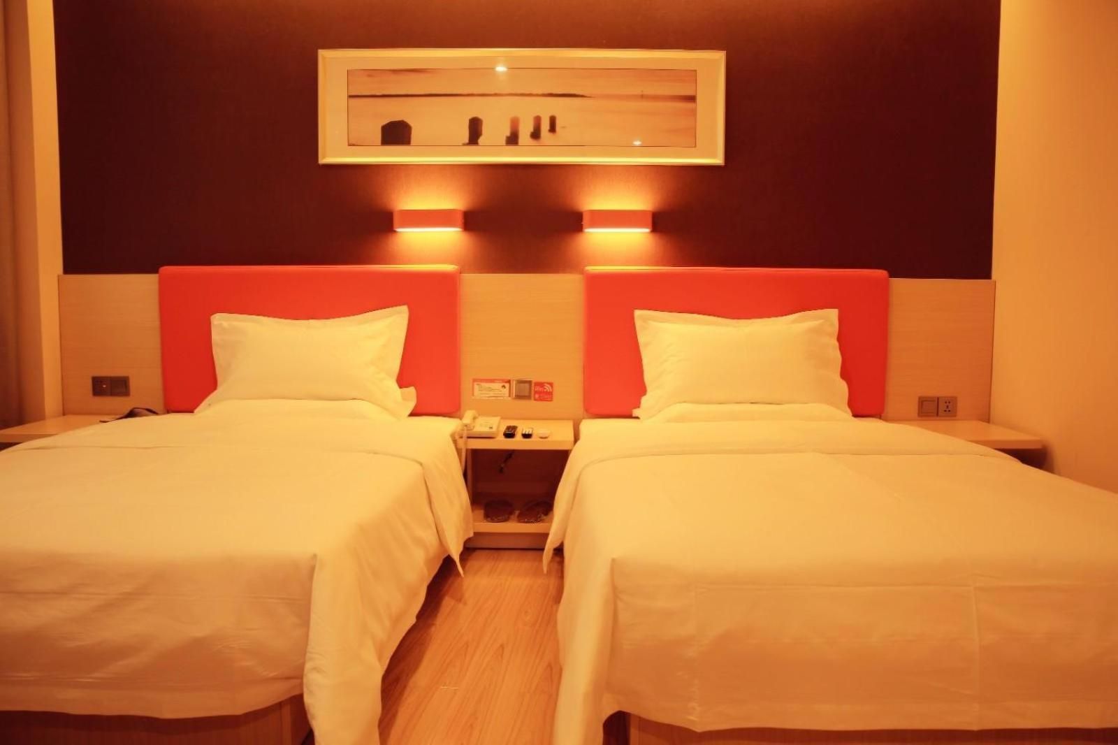 Premium Deluxe Twin Room
