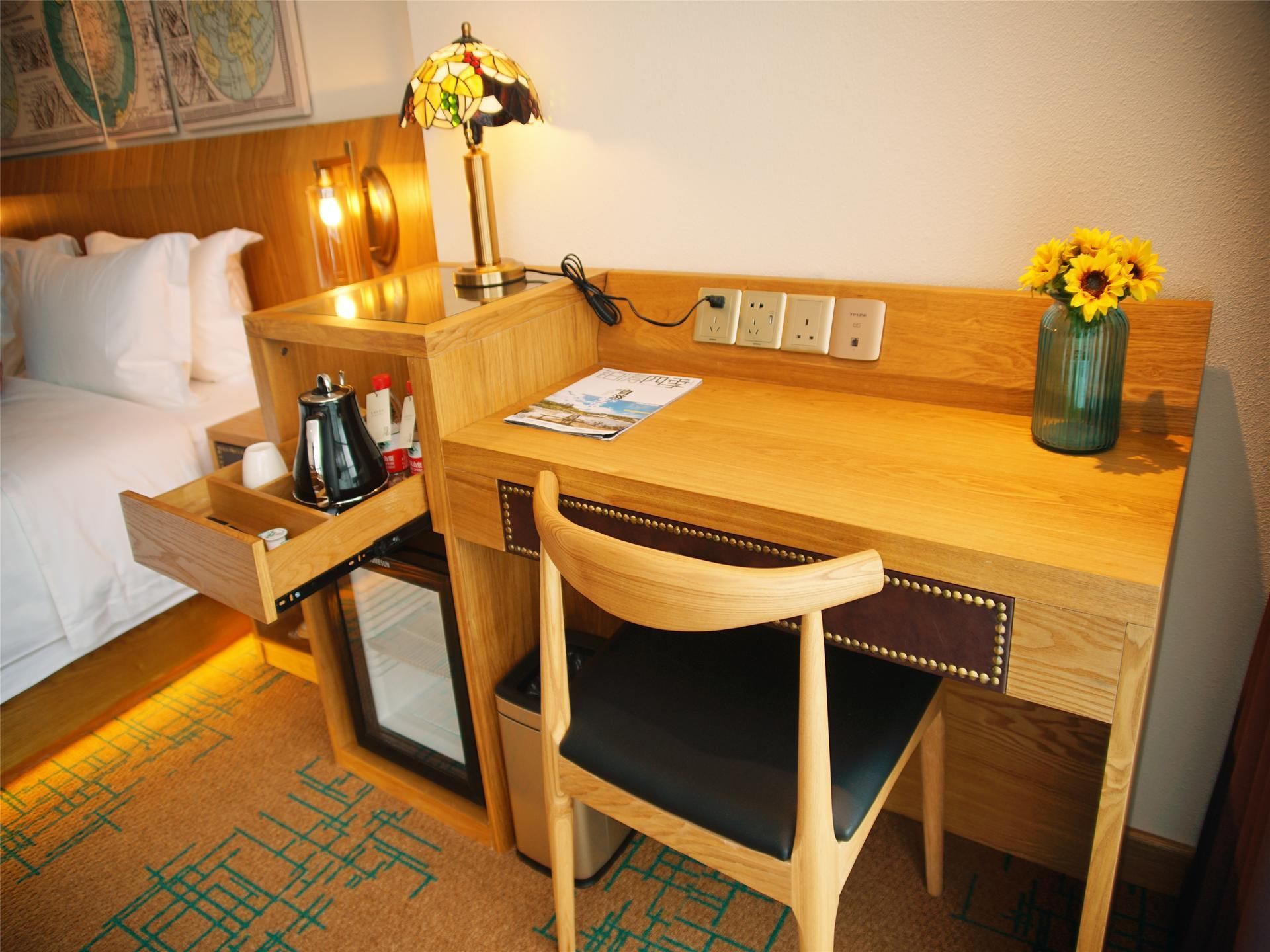 James Joyce - Feifan Experience Room