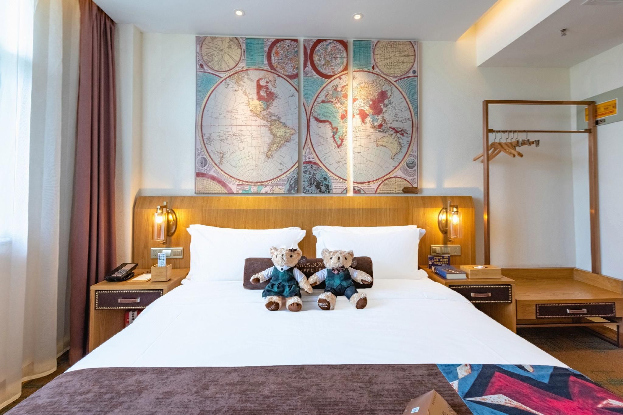 James Joyce - Feifan Bed Room