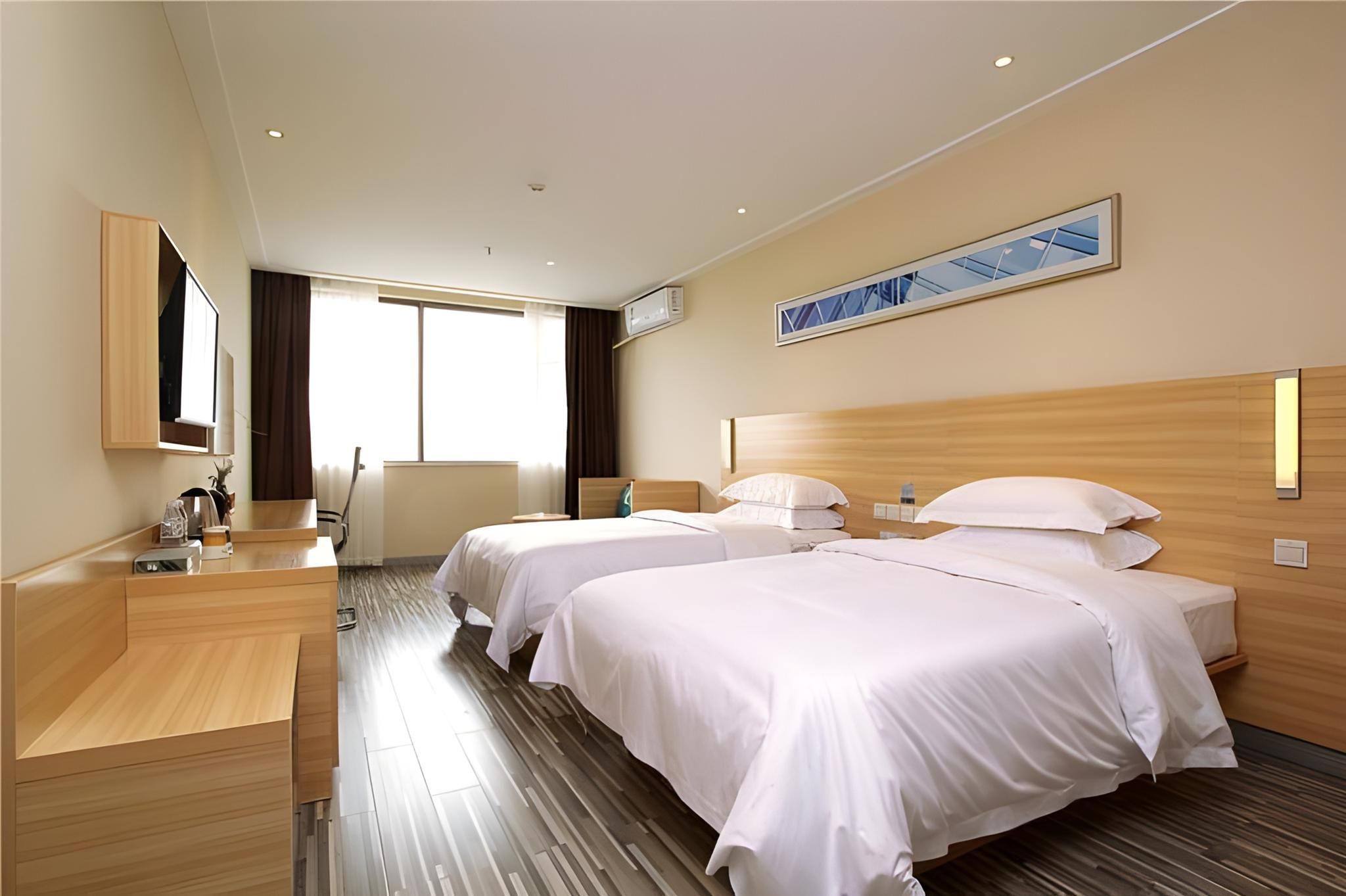 Landscape Twin Room