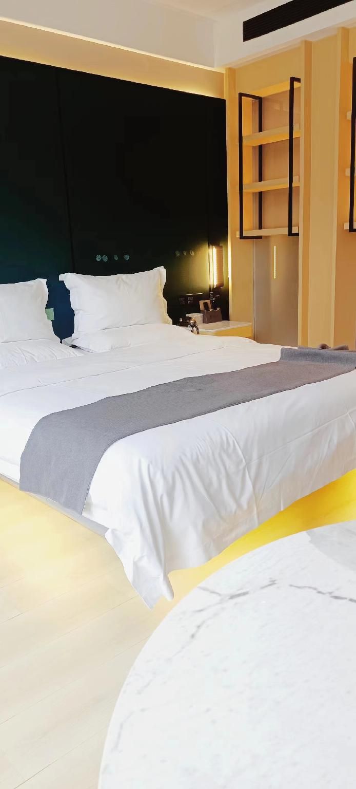 Rezen - Deluxe 1 Bed Room
