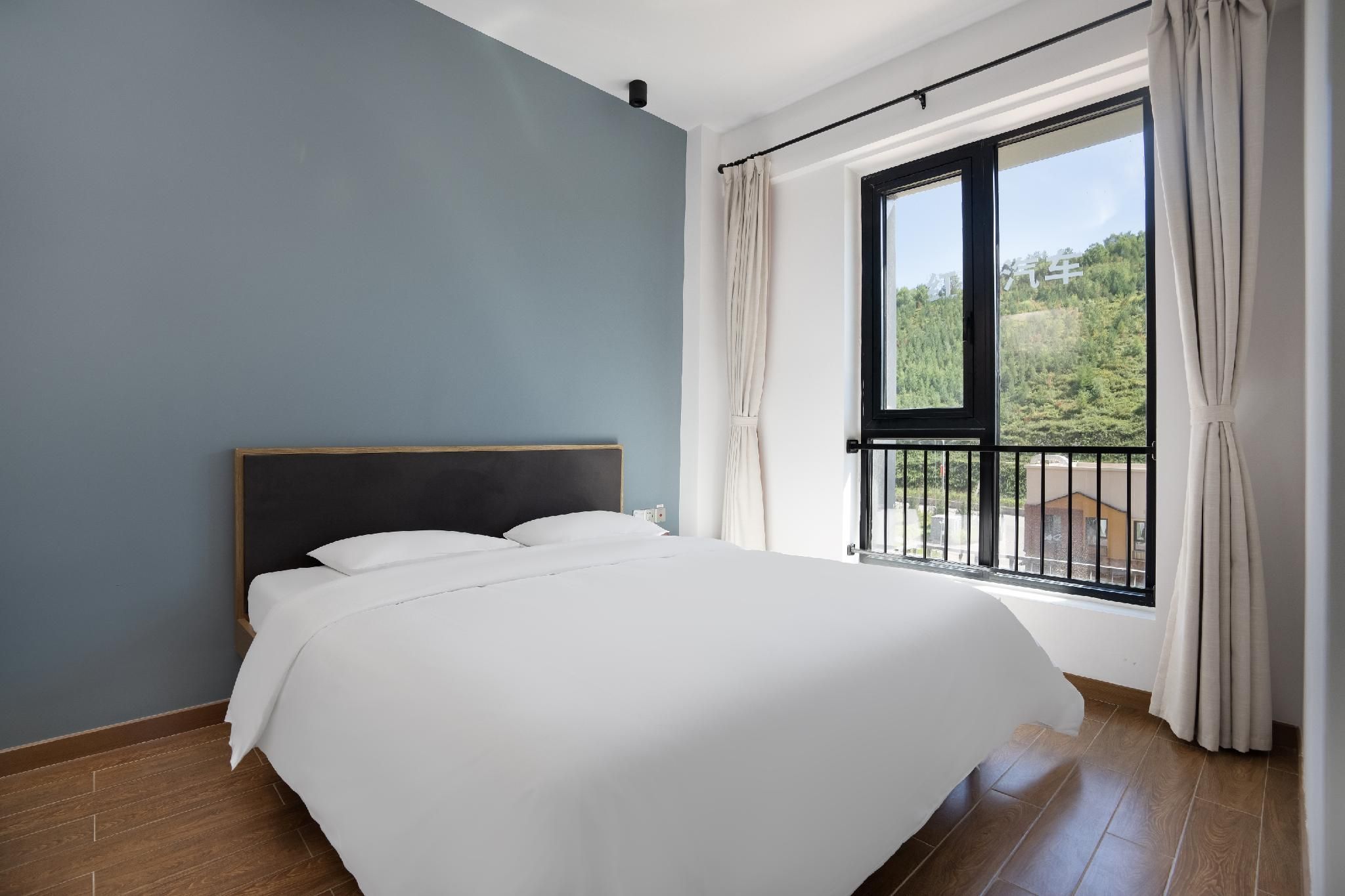 One Bed room Suite
