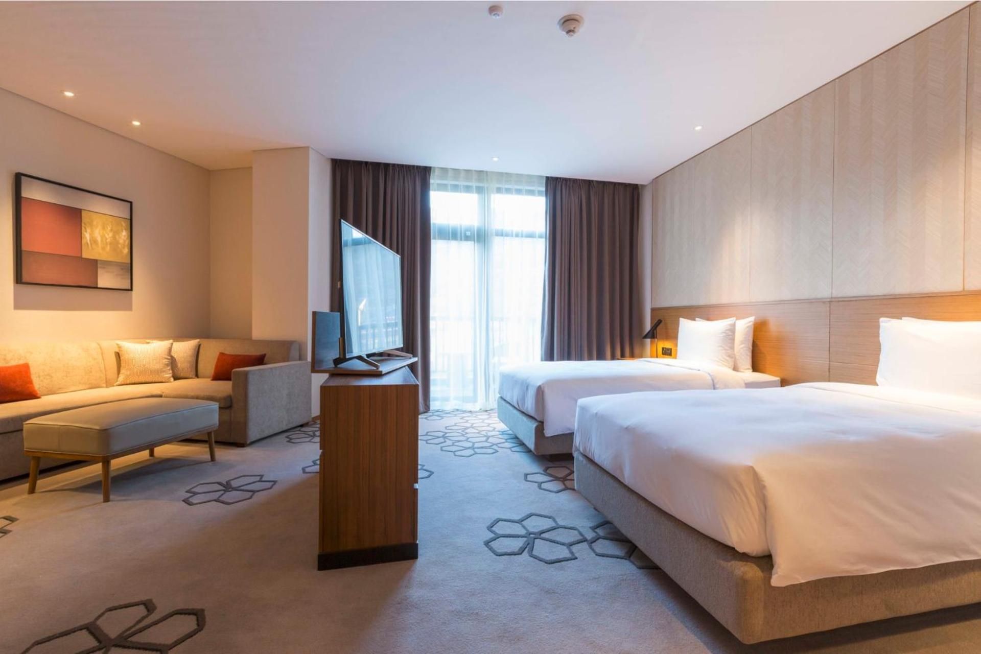City View Two Twin Beds (with Sofa Bed)