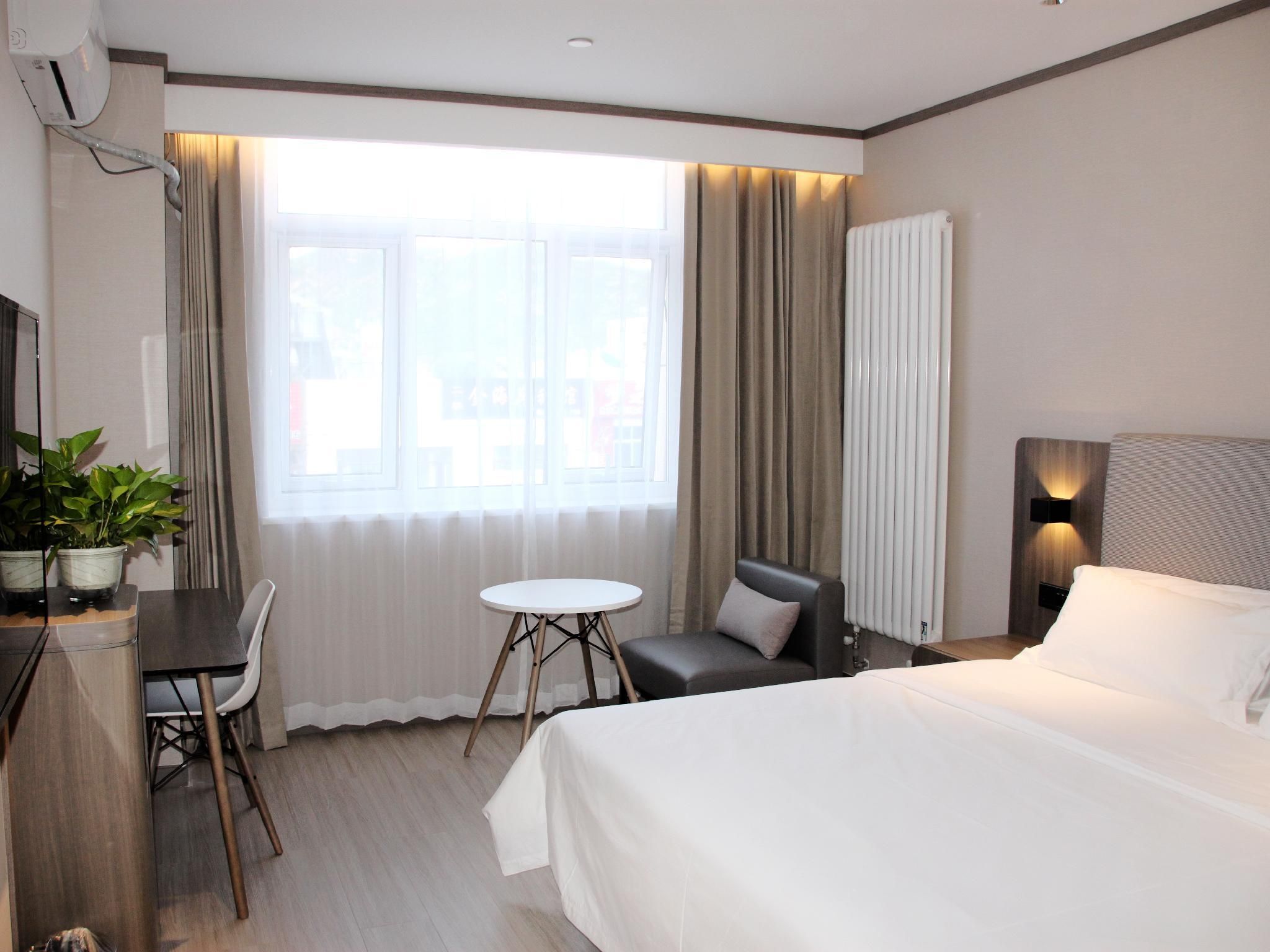 Huazhu - Superior BedRoom