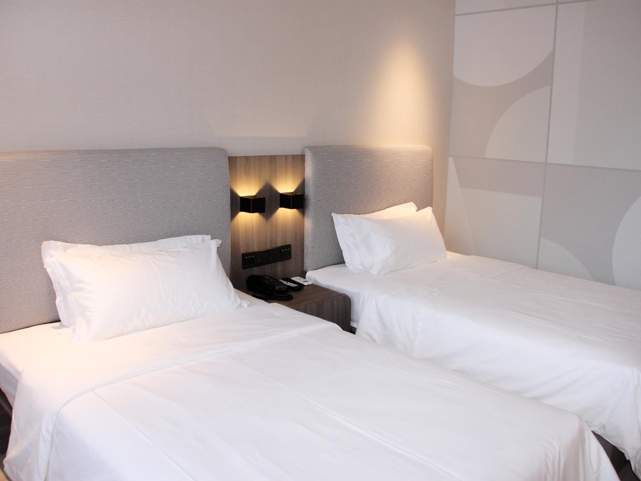 Huazhu - Twin Room