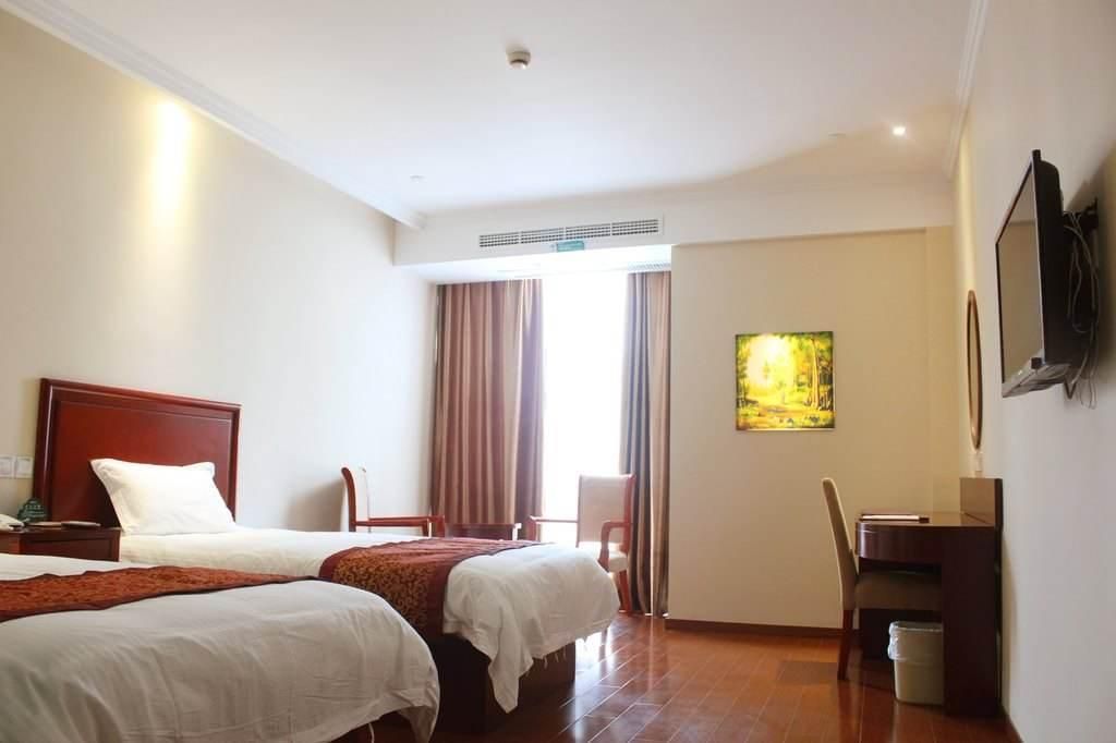 Twin Business Room