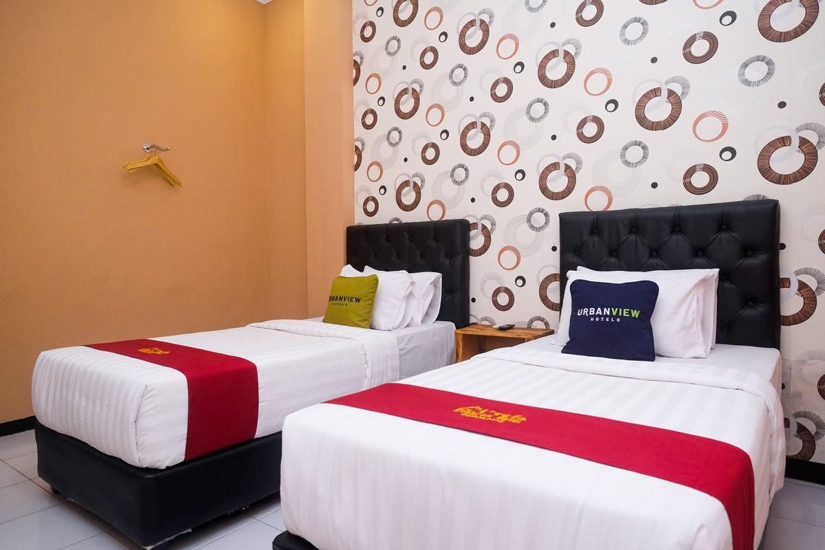 Urbanview Hotel L'Tefa Pemalang Superior Twin Room