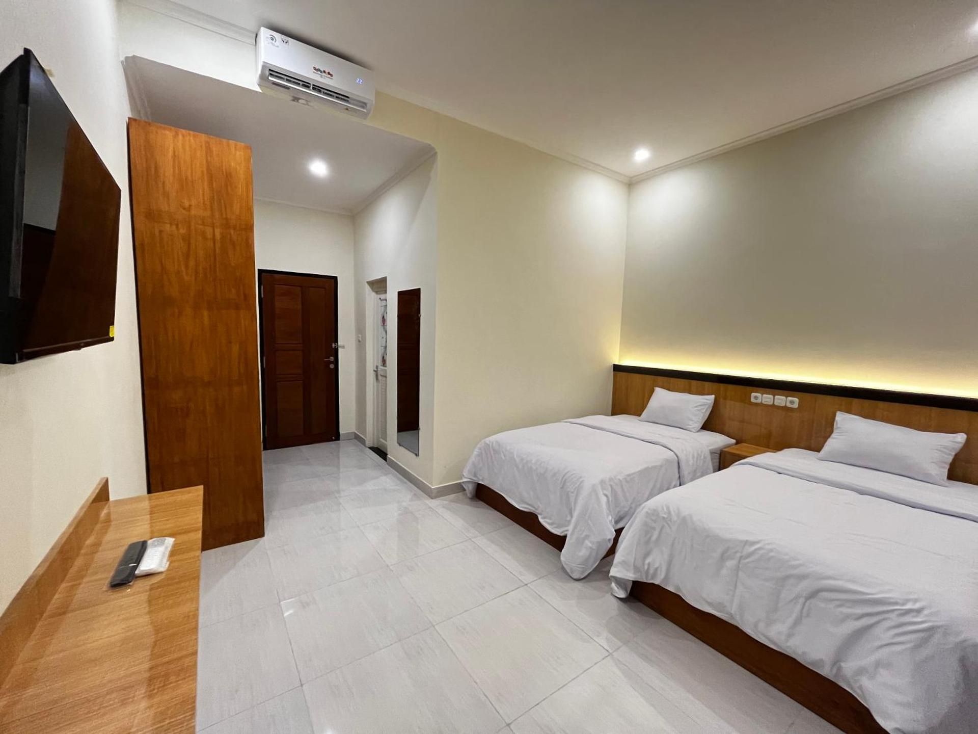 Penginapan Jangkar Deluxe Twins  2