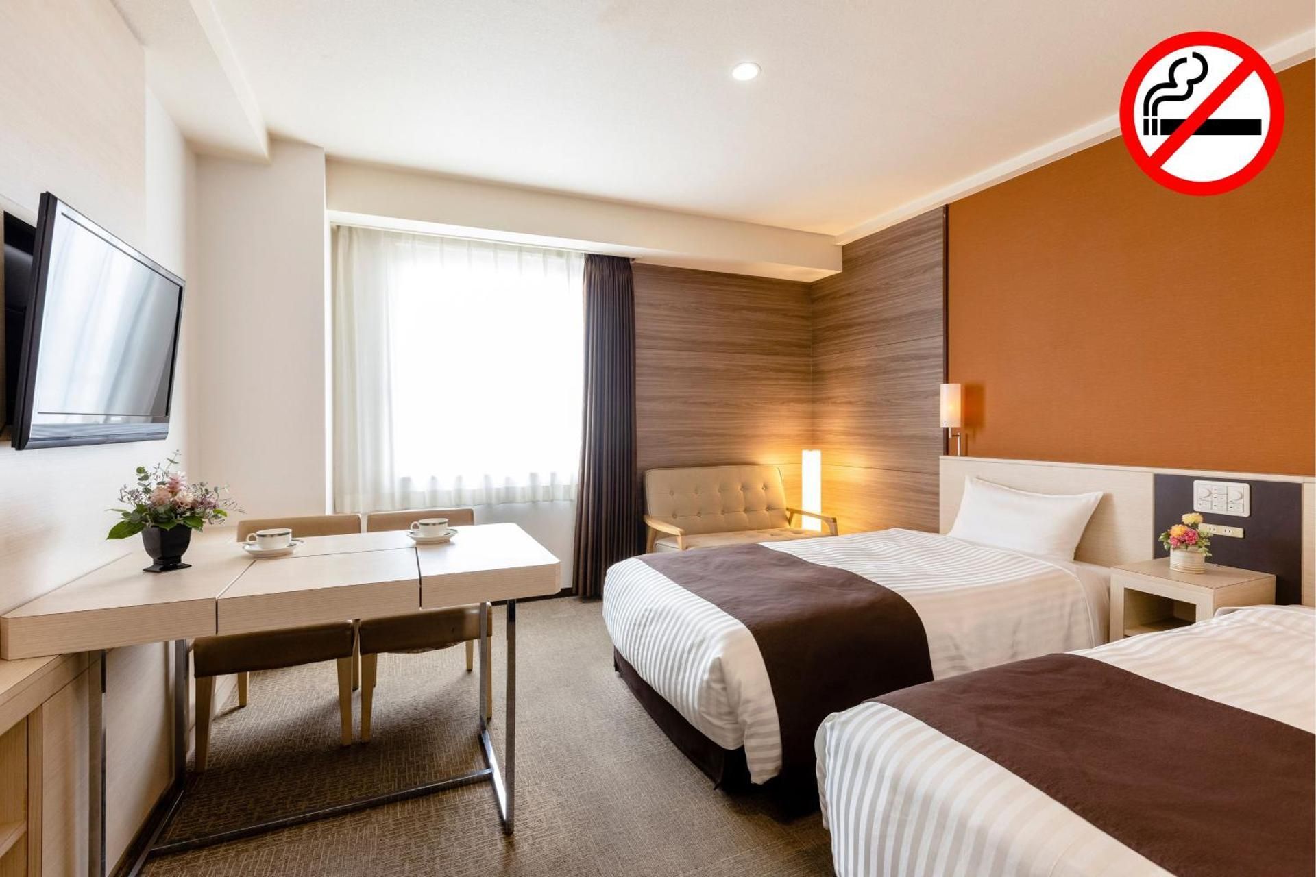 Twin Room - Non-Smoking