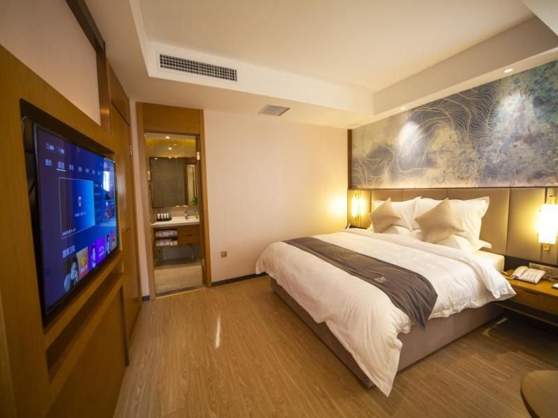 Suite with View