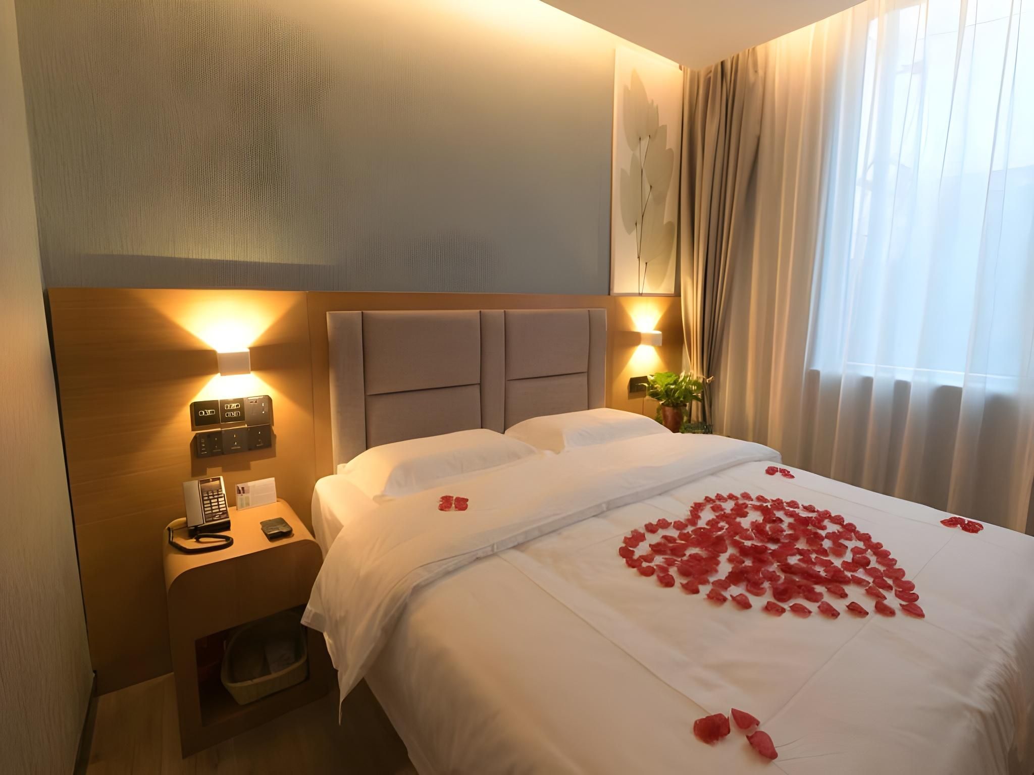 Feature Suite