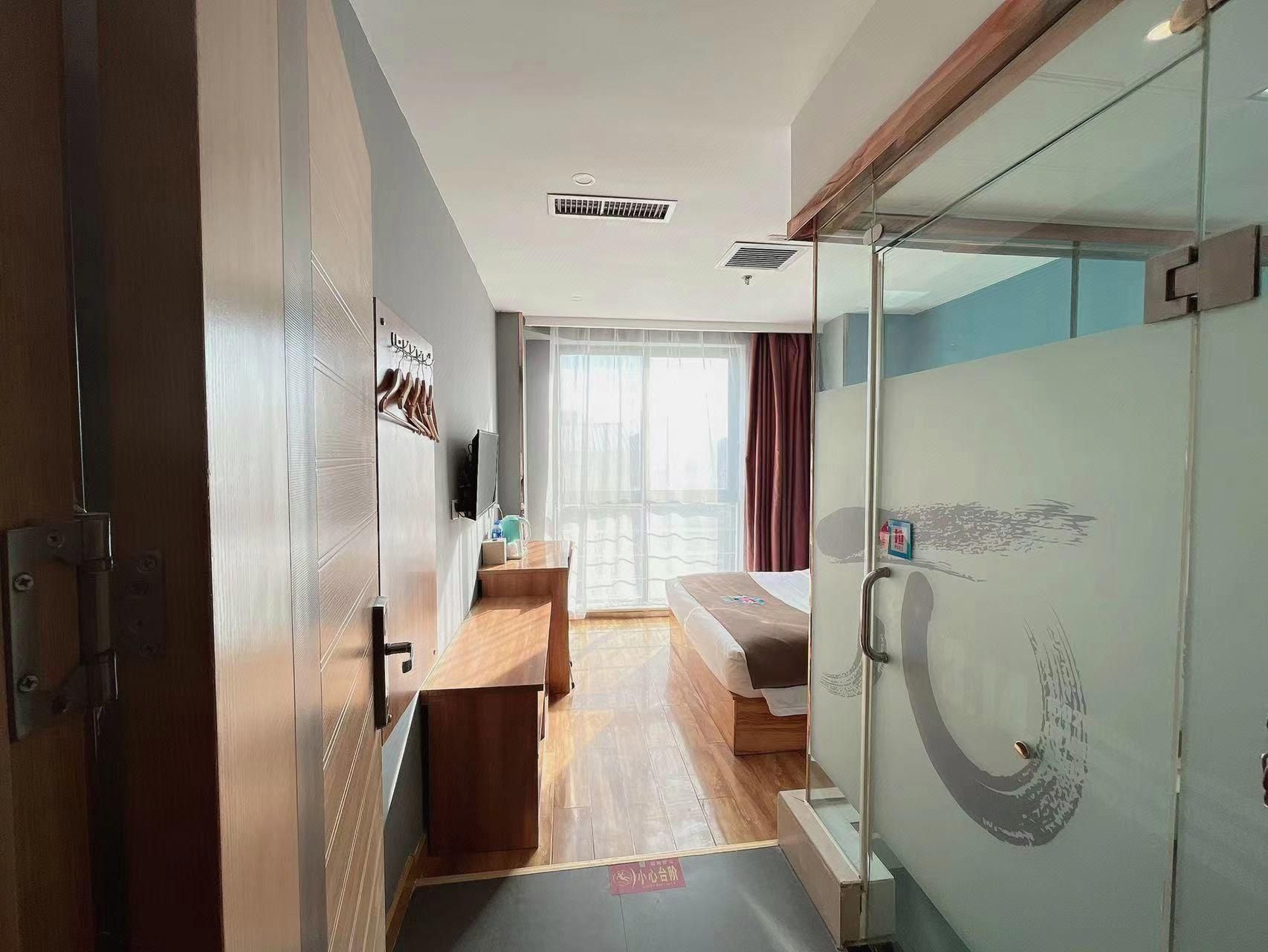 PAI Huixuan Bed Room