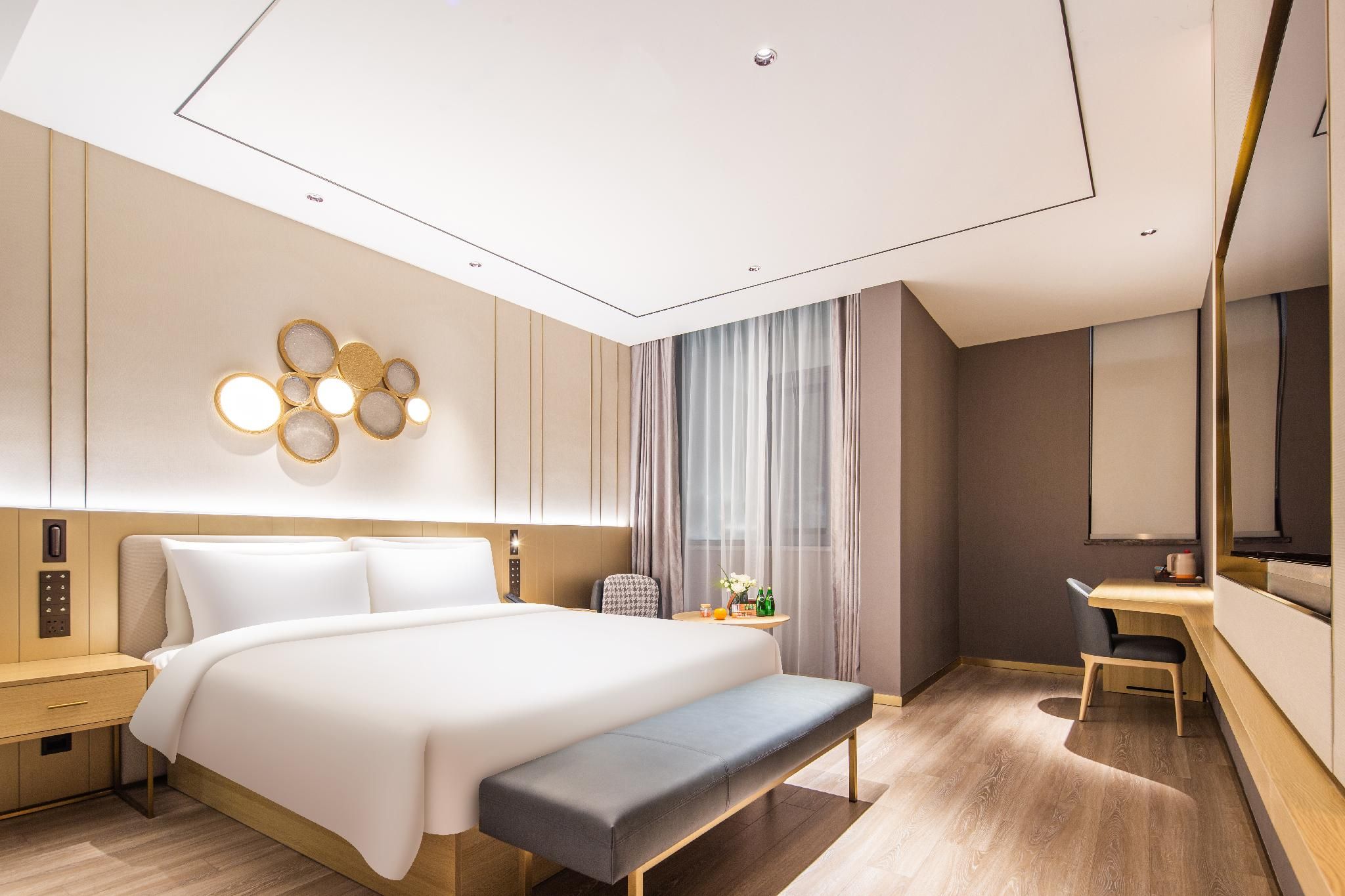 Huazhu - Yueruo Liujin Bed Room