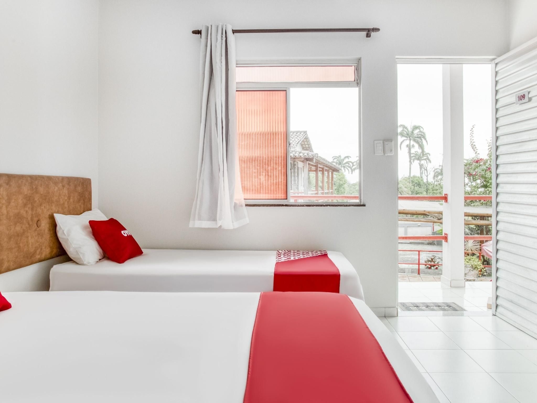 Triple Room (1 Double Bed + 1 Single Bed)