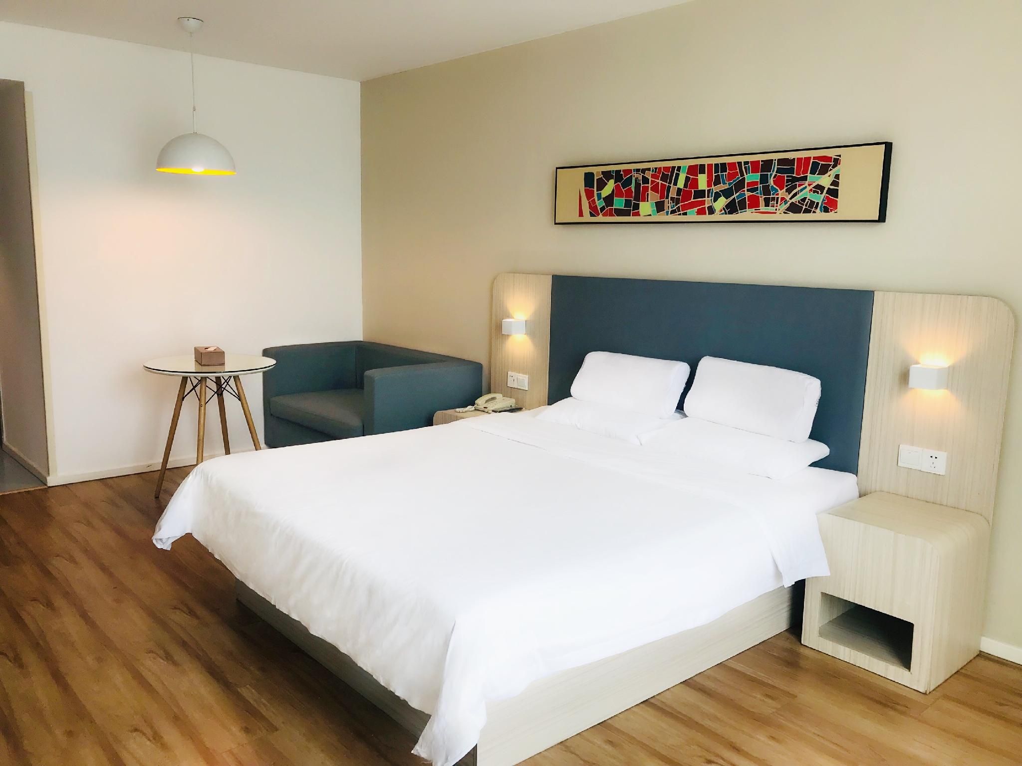 Business Queen Bed Room