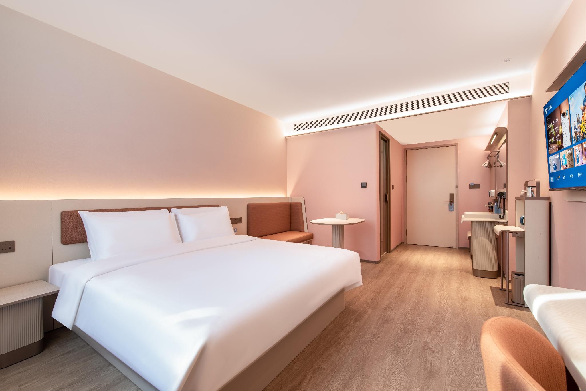 Huazhu - Superior BedRoom