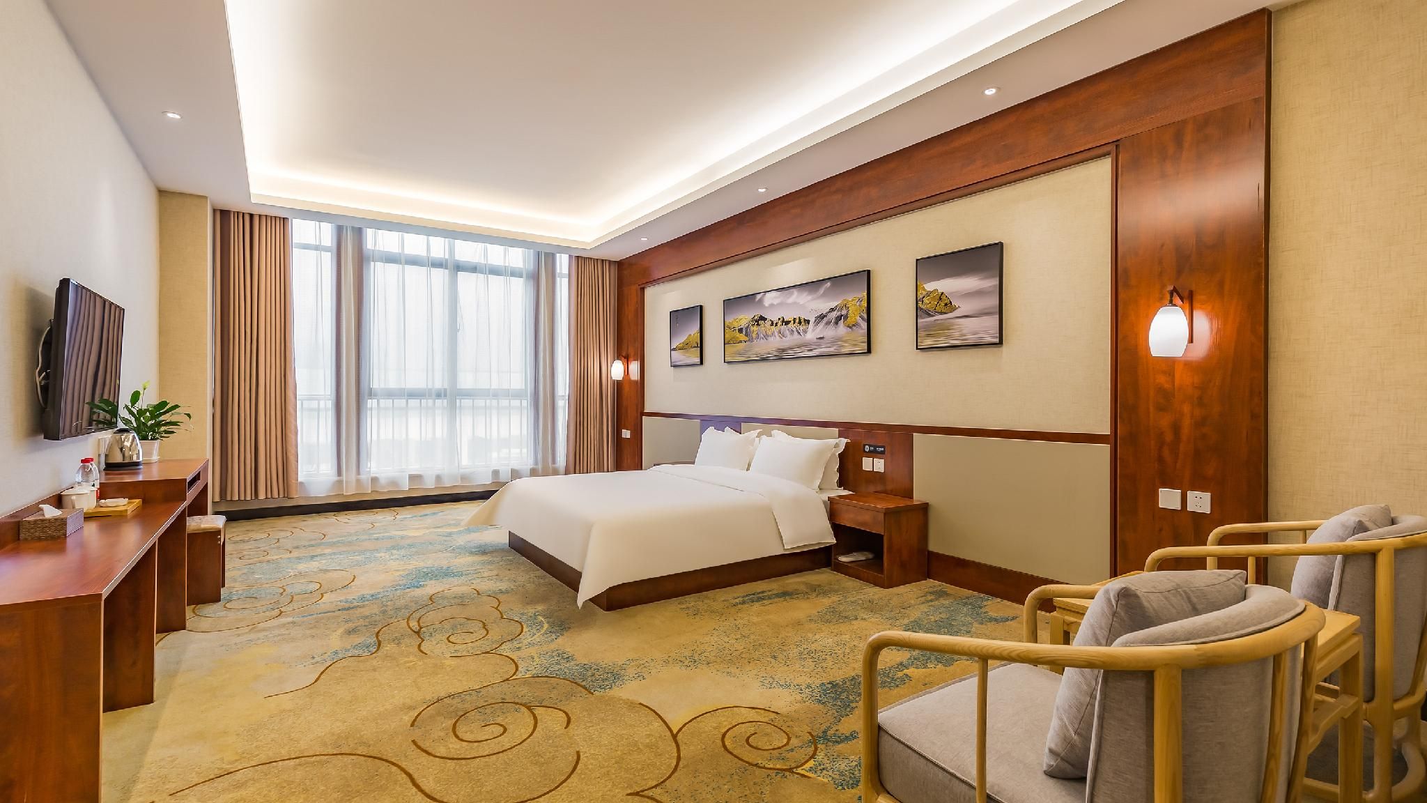 Huazhu - Room With Bed