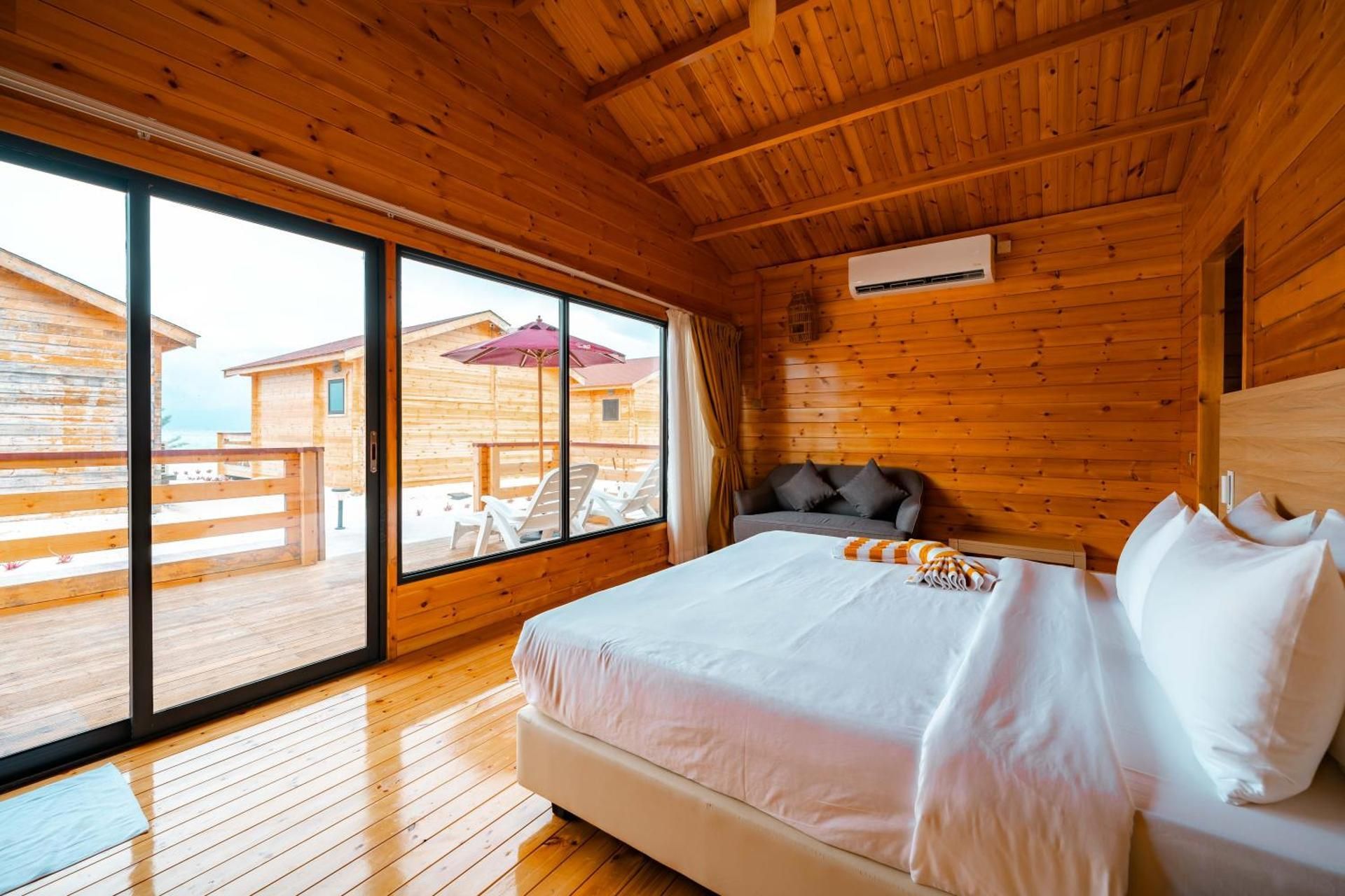 Sea View King Villa