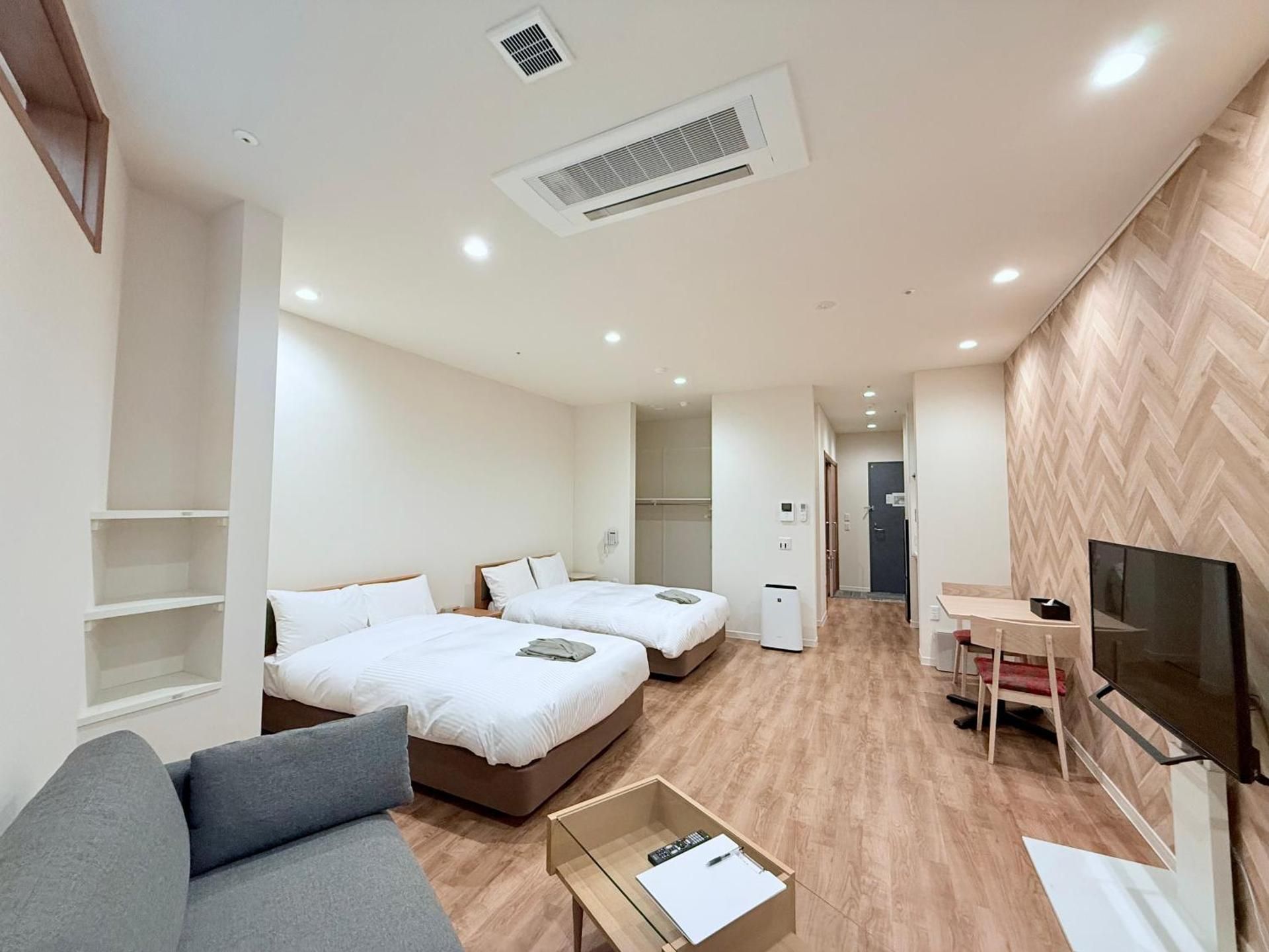 Single Room with Mountain View