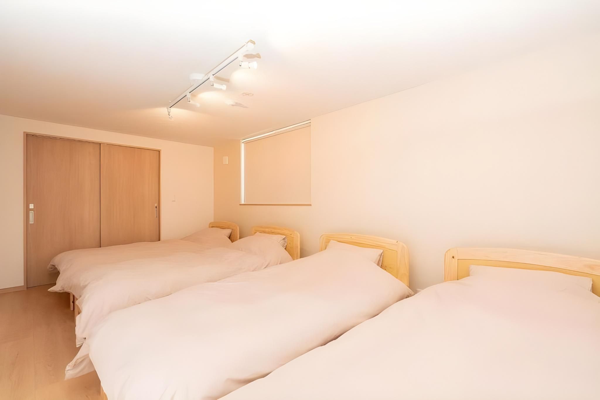 2 Bedroom