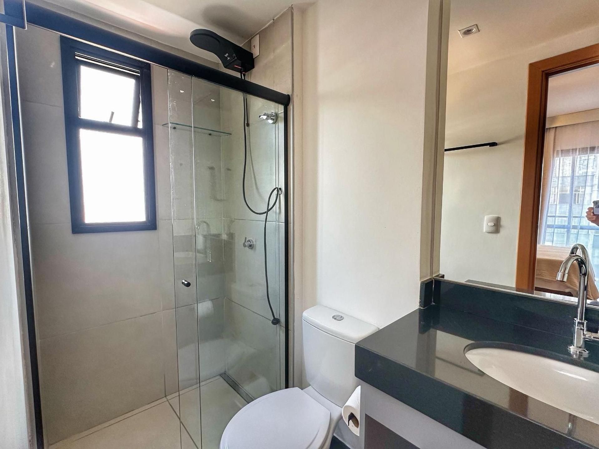Deluxe One-Bedroom Apartment