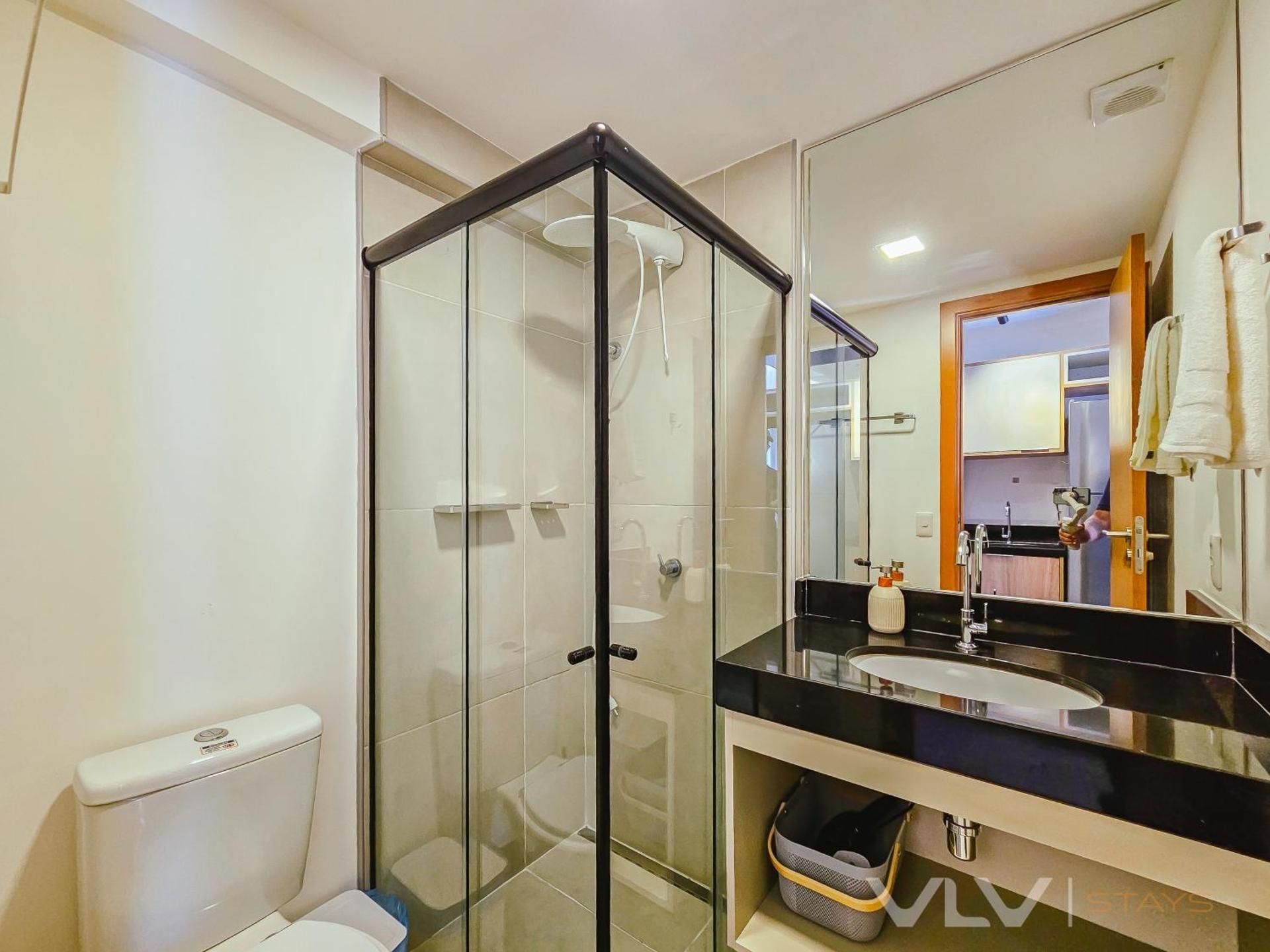 Studio Apartment with Queen Bed