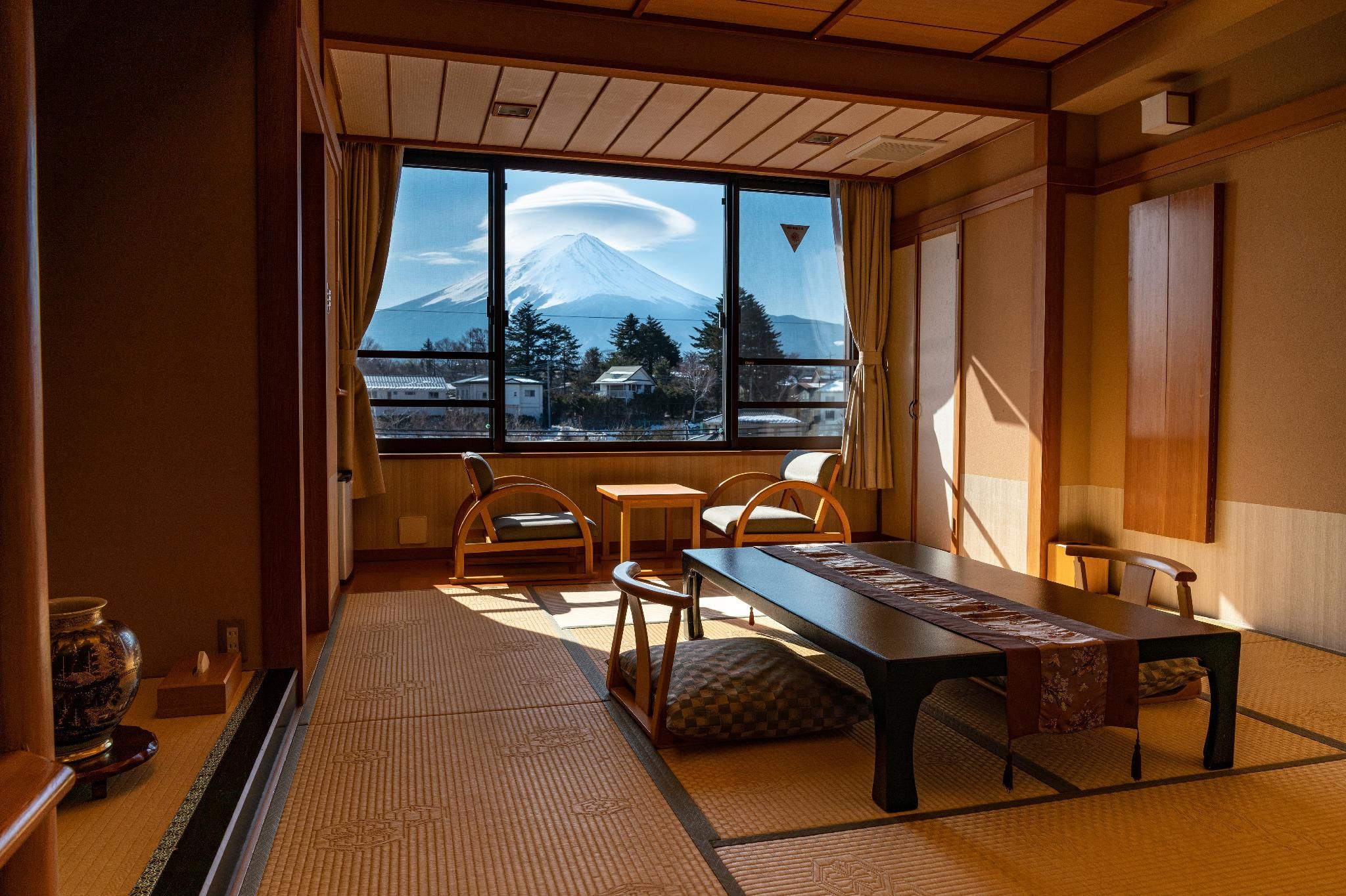 4th Floor Japanese-Western Style Room with Open-Air Bath