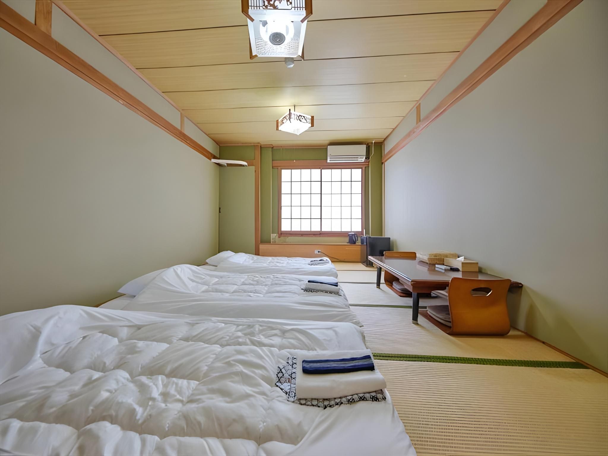 Triple Room with Mountain View