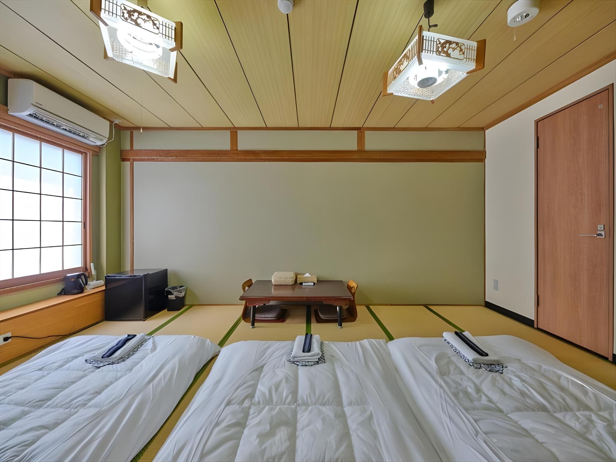 Triple Room with Mountain View