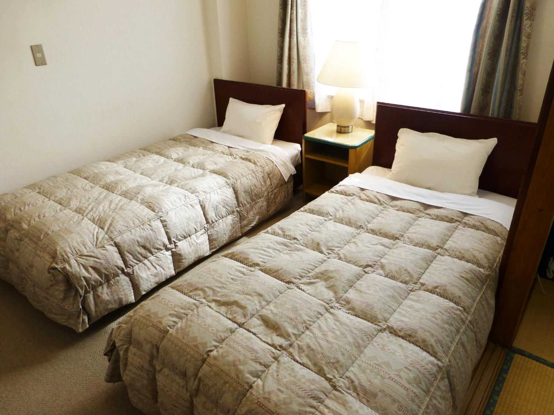 Budget Twin Room with Tatami Area