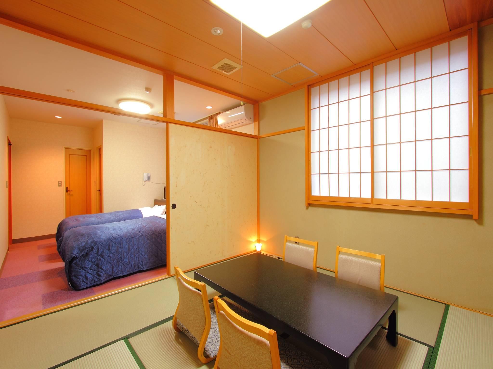Top Floor Deluxe Mount Fuji and Lake View Japanese Western Style Room with Terrace - Non-Smoking
