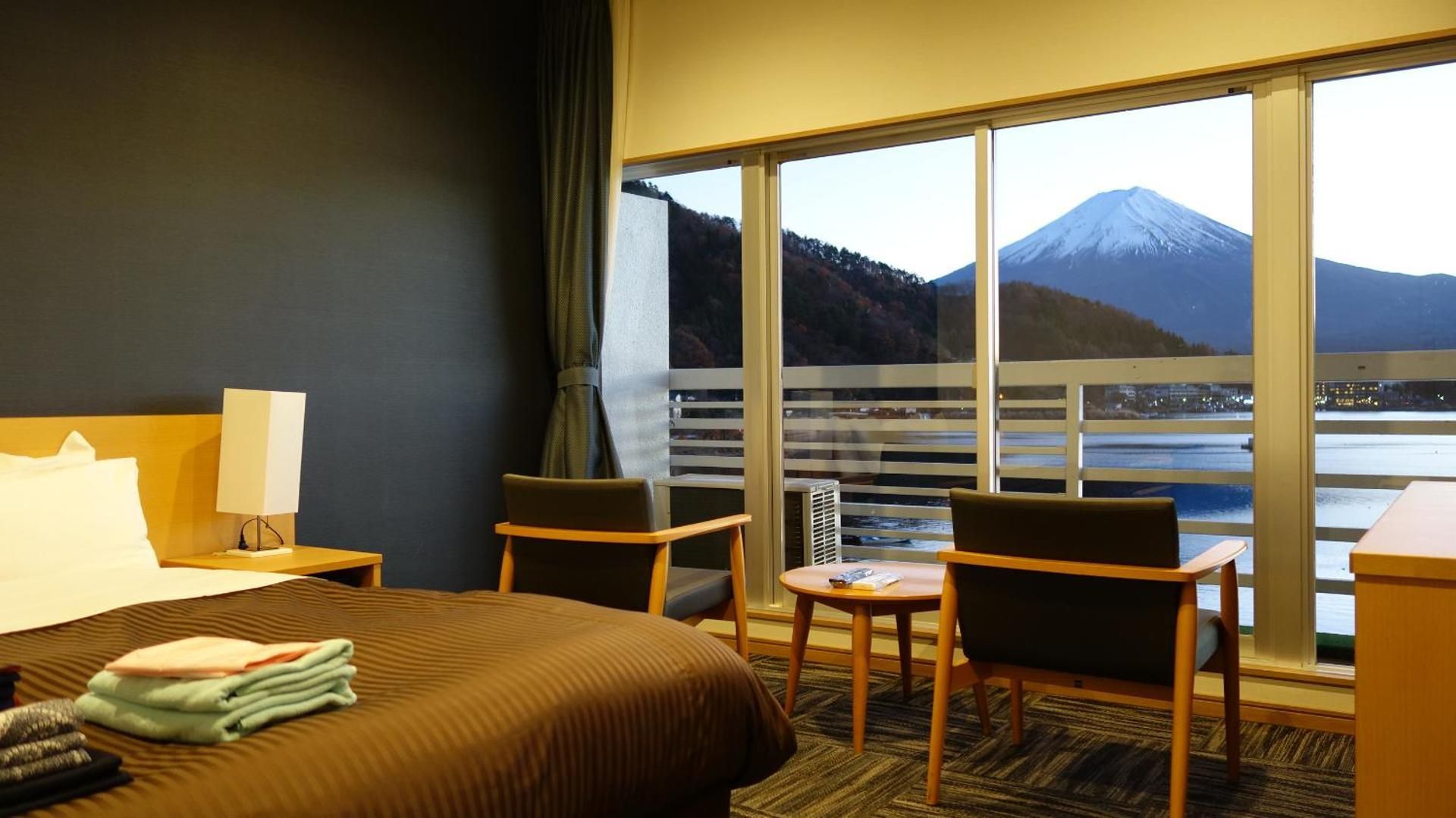 Double Room with Mt.Fuji and Lake View- Non-Smoking