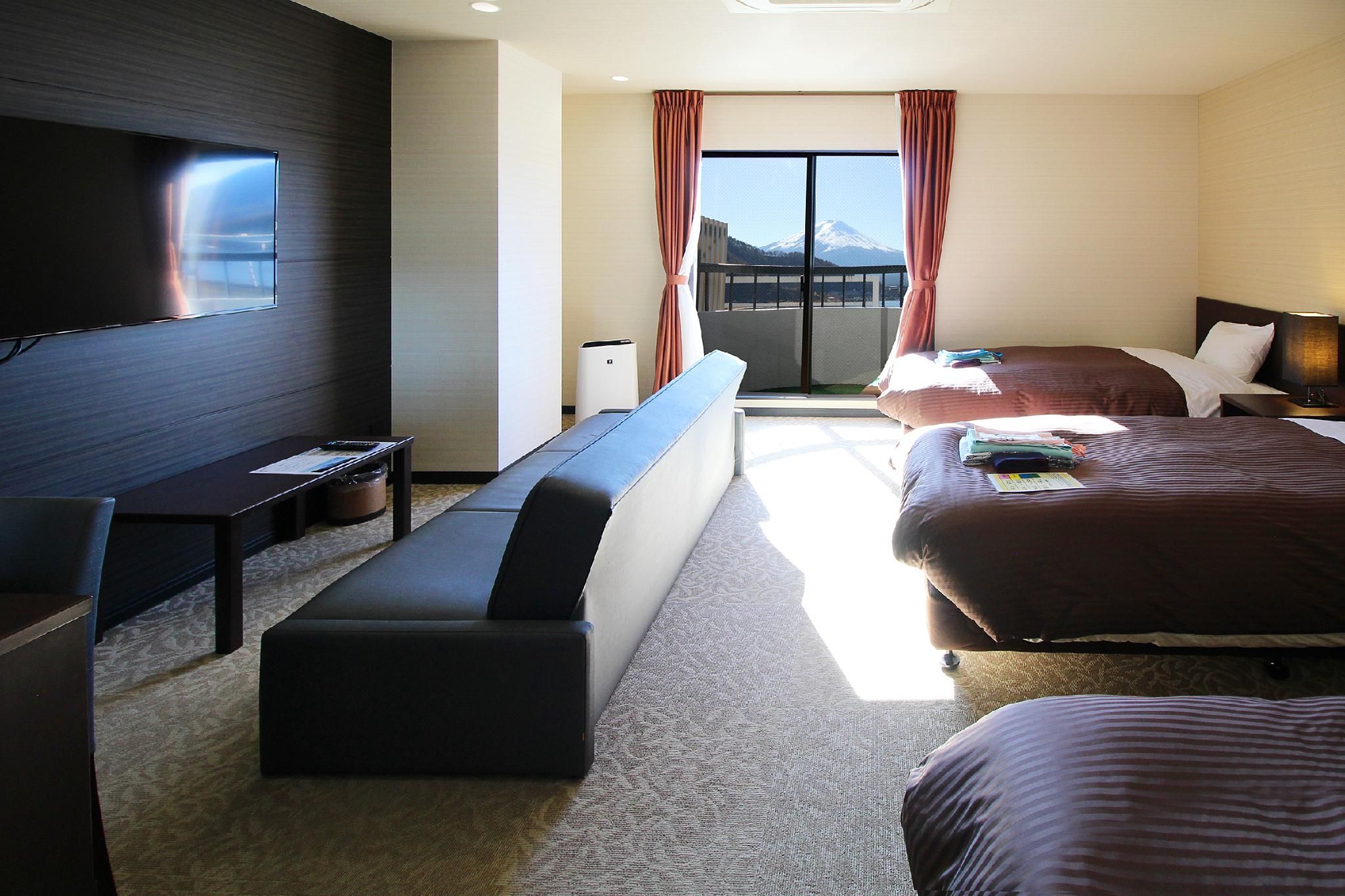 Mount Fuji and Lake View Triple Room with Terrace - Non-Smoking