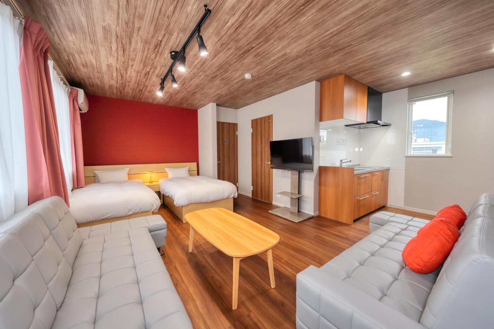 One-Bedroom Apartment